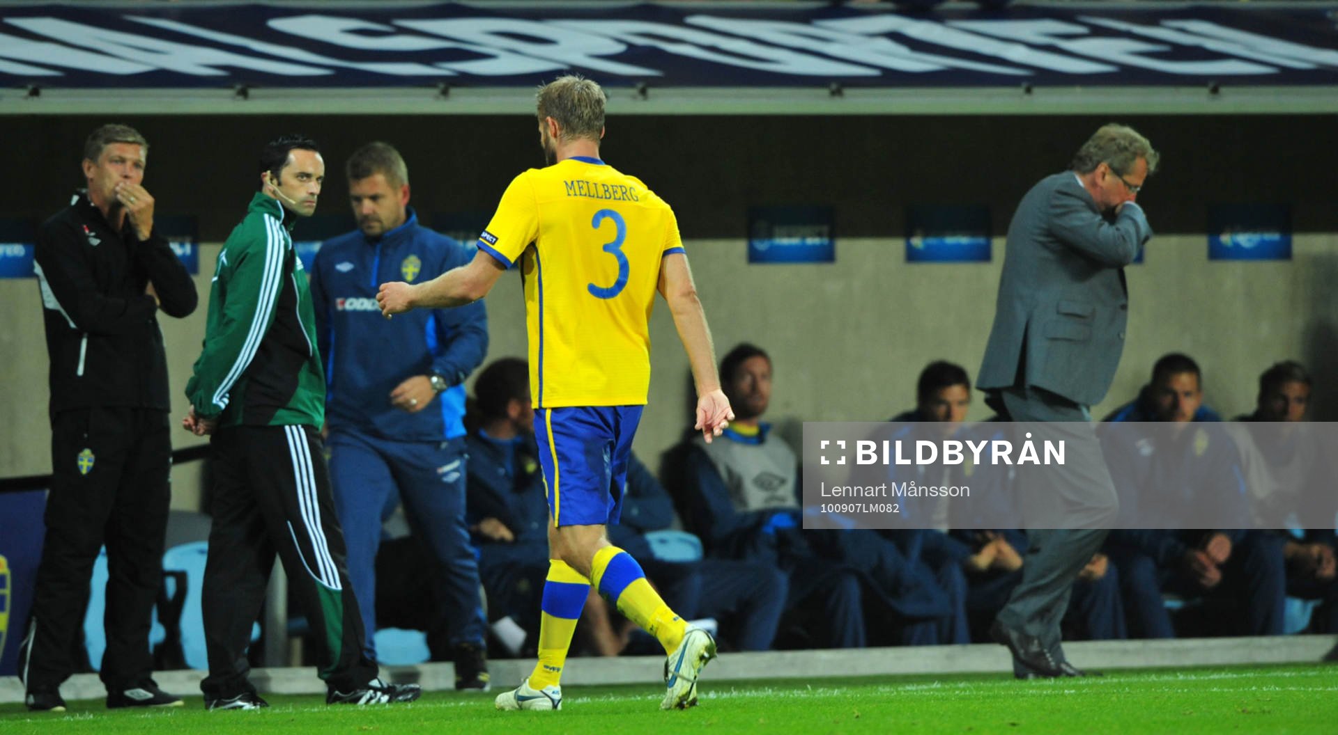 Utvisning, Olof Mellberg, Sverige, Erik Hamrén,