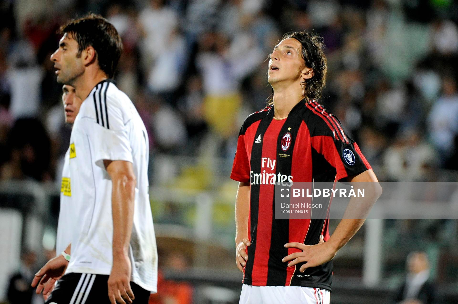 Zlatan Ibrahimovic, Milan skjuter straff men missar