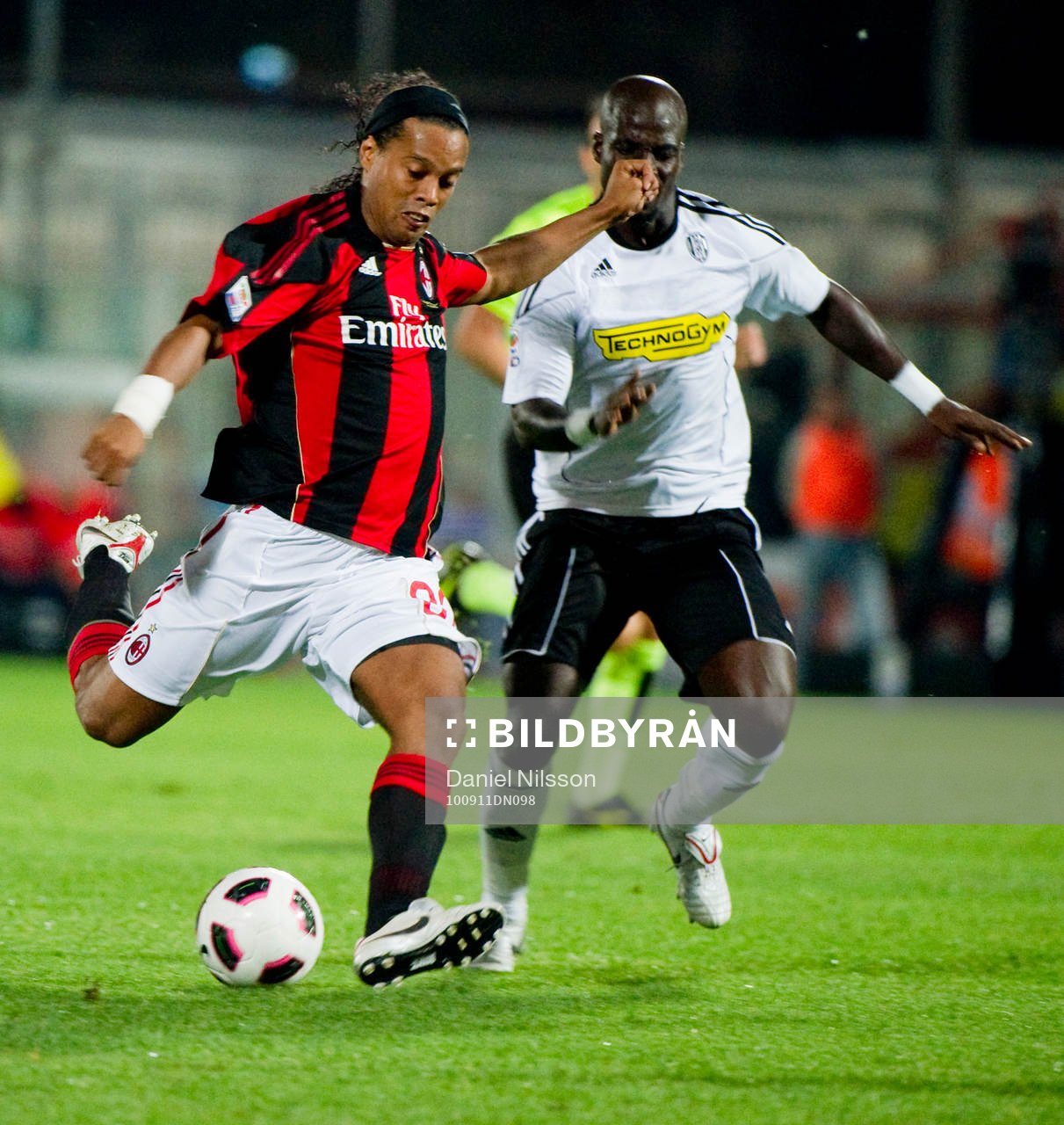 Ronaldinho, Milan