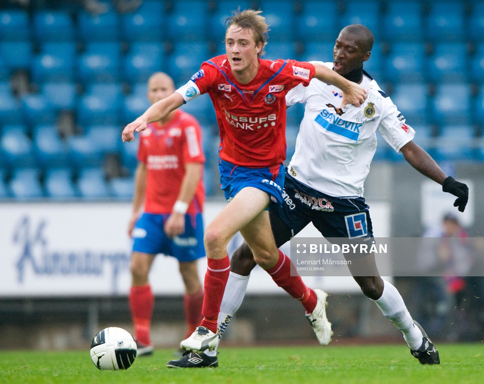 Rasmus Jönsson, Helsingborg, rycker ifrån Omar Jawo, Gefle