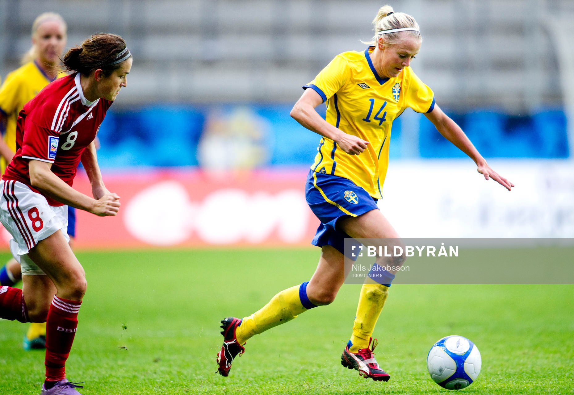 Josefine Öqvist, Sverige