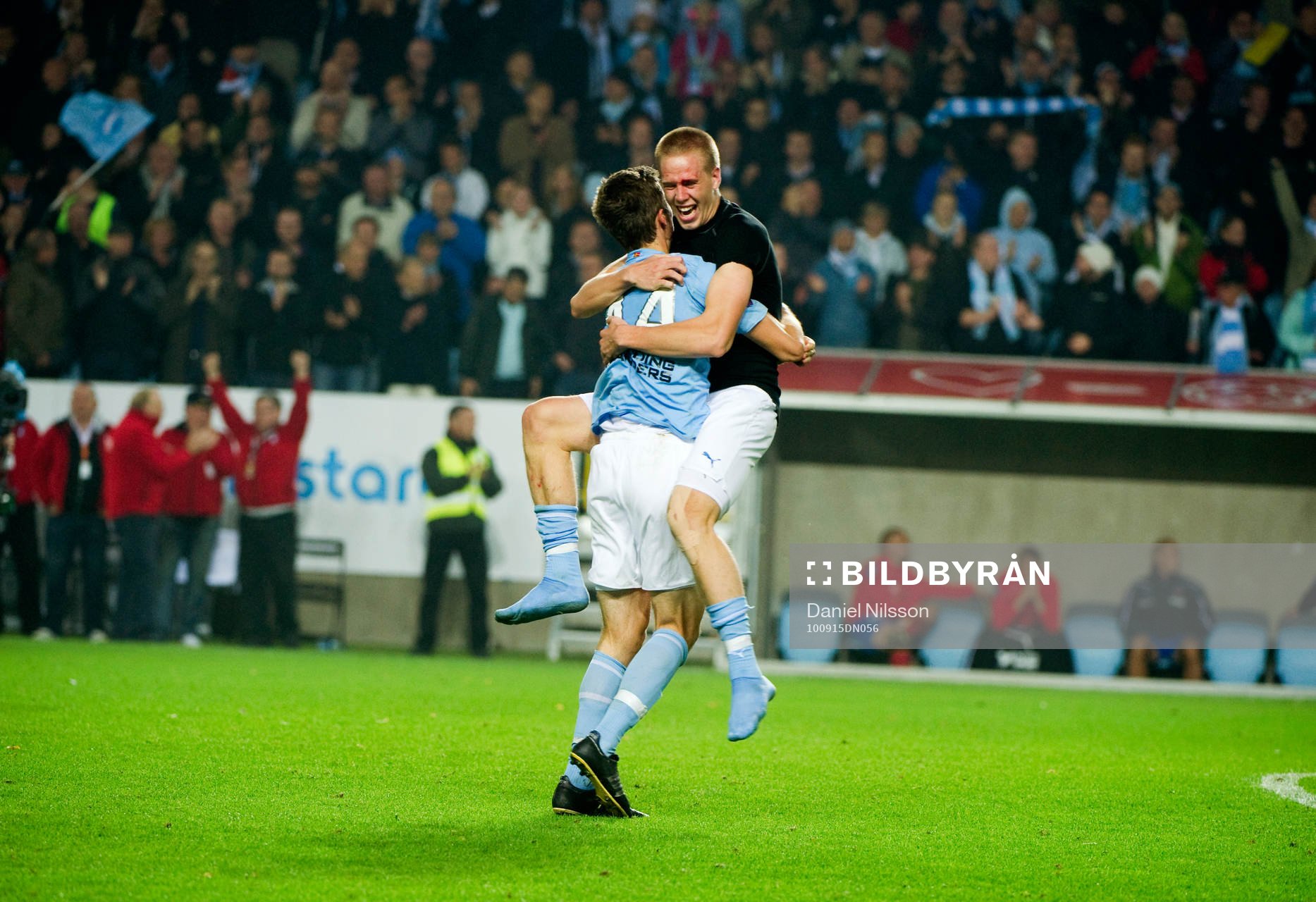 Dardan Rexhepi och Pontus Jansson, jubel