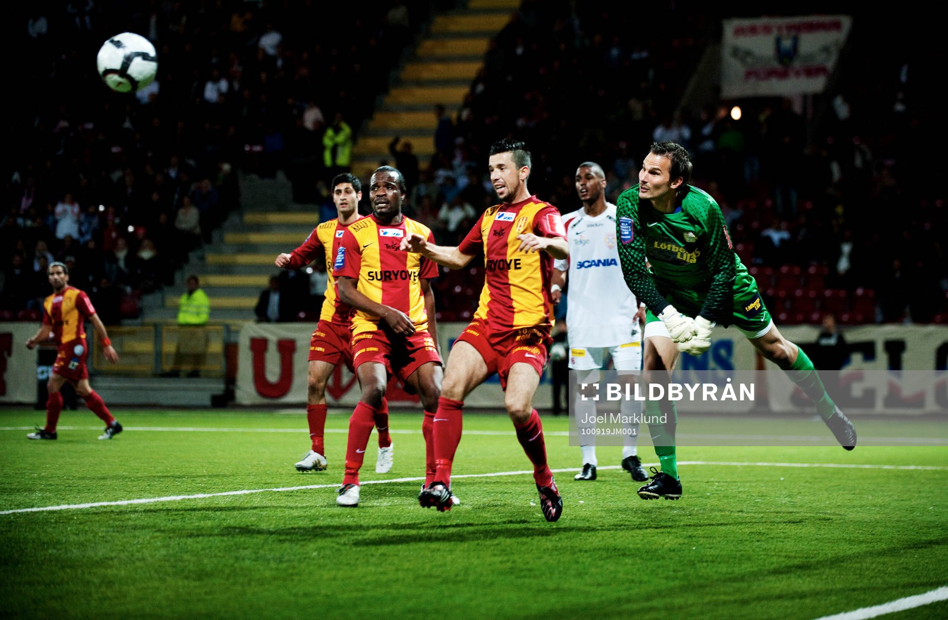 Magnus Bahne, målvakt, Assyriska