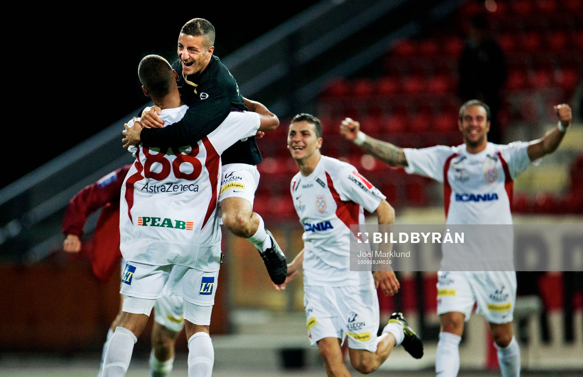 Kyle Konwea, Assyriska (glädje, jubel)