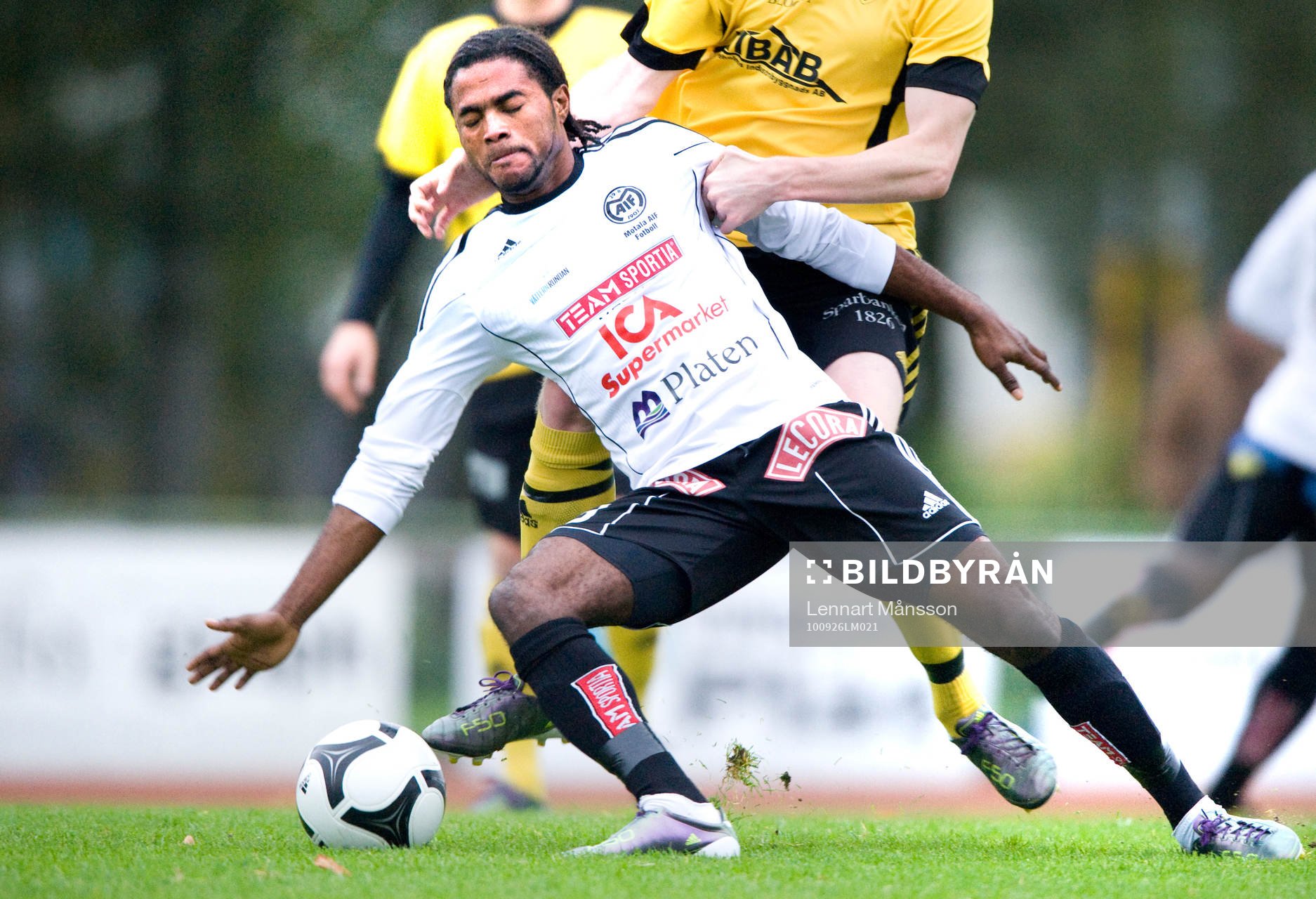 Fotboll, division 2, IFK Hässleholm - Motala
