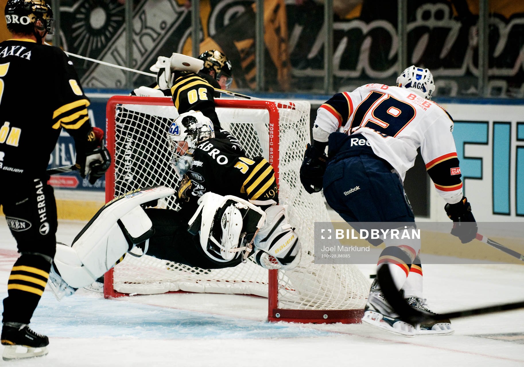 Viktor Fasth, målvakt, AIK och Jimmie Ölvestad,