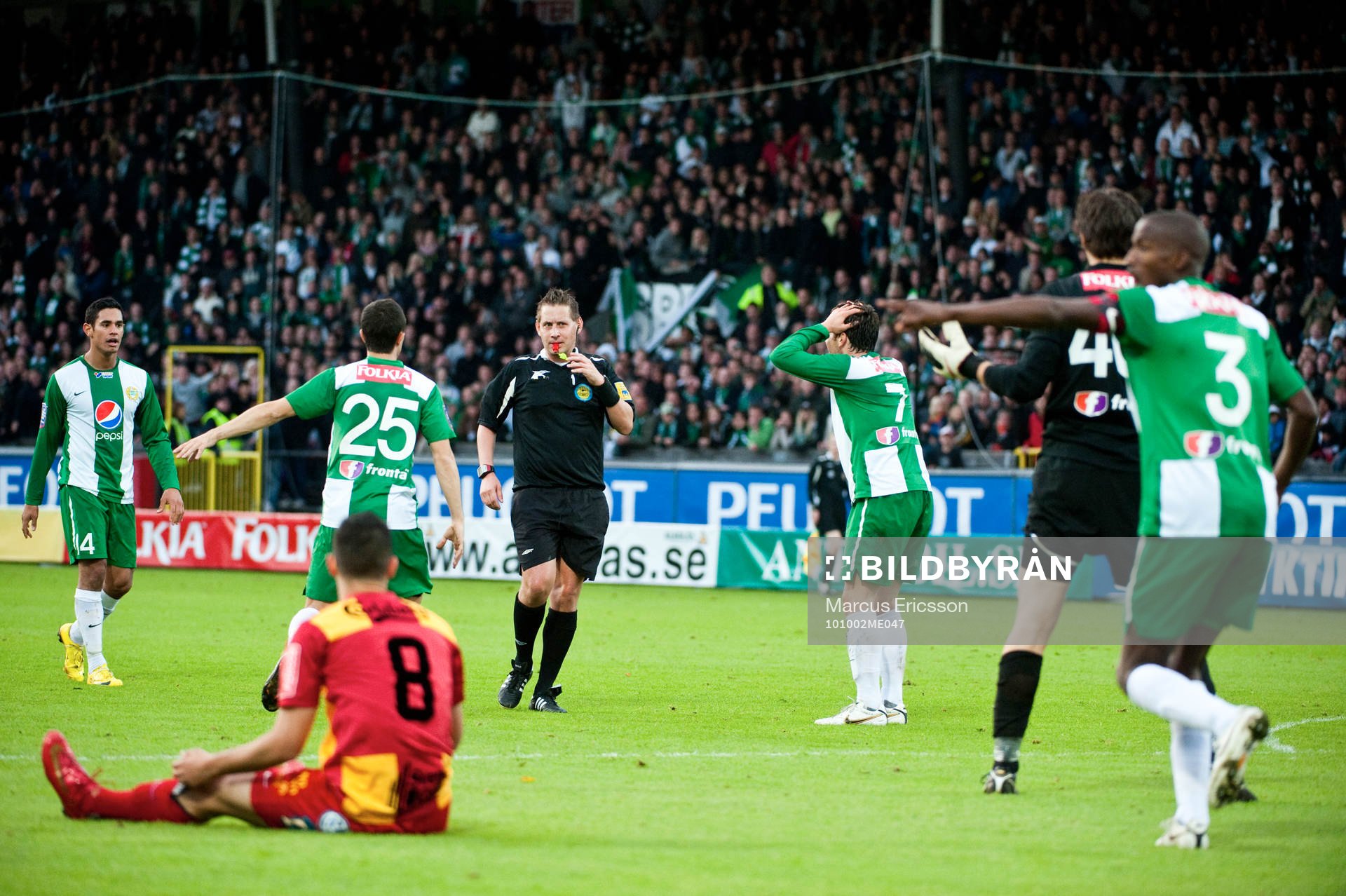 Victor Guglielmotti, Syrianska får en tackling av Johannes