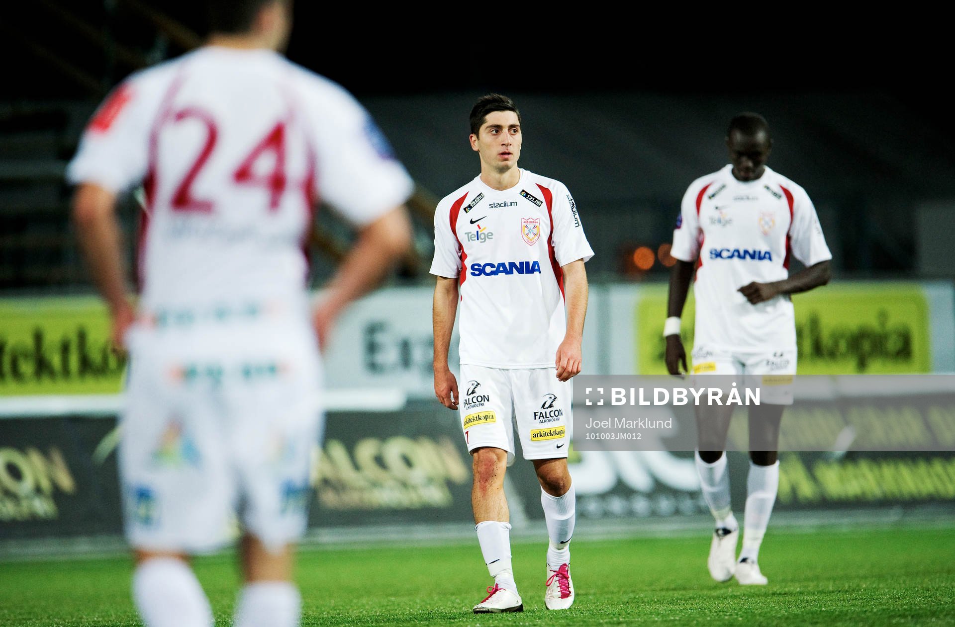 Nahir Besara, Assyriska, depp