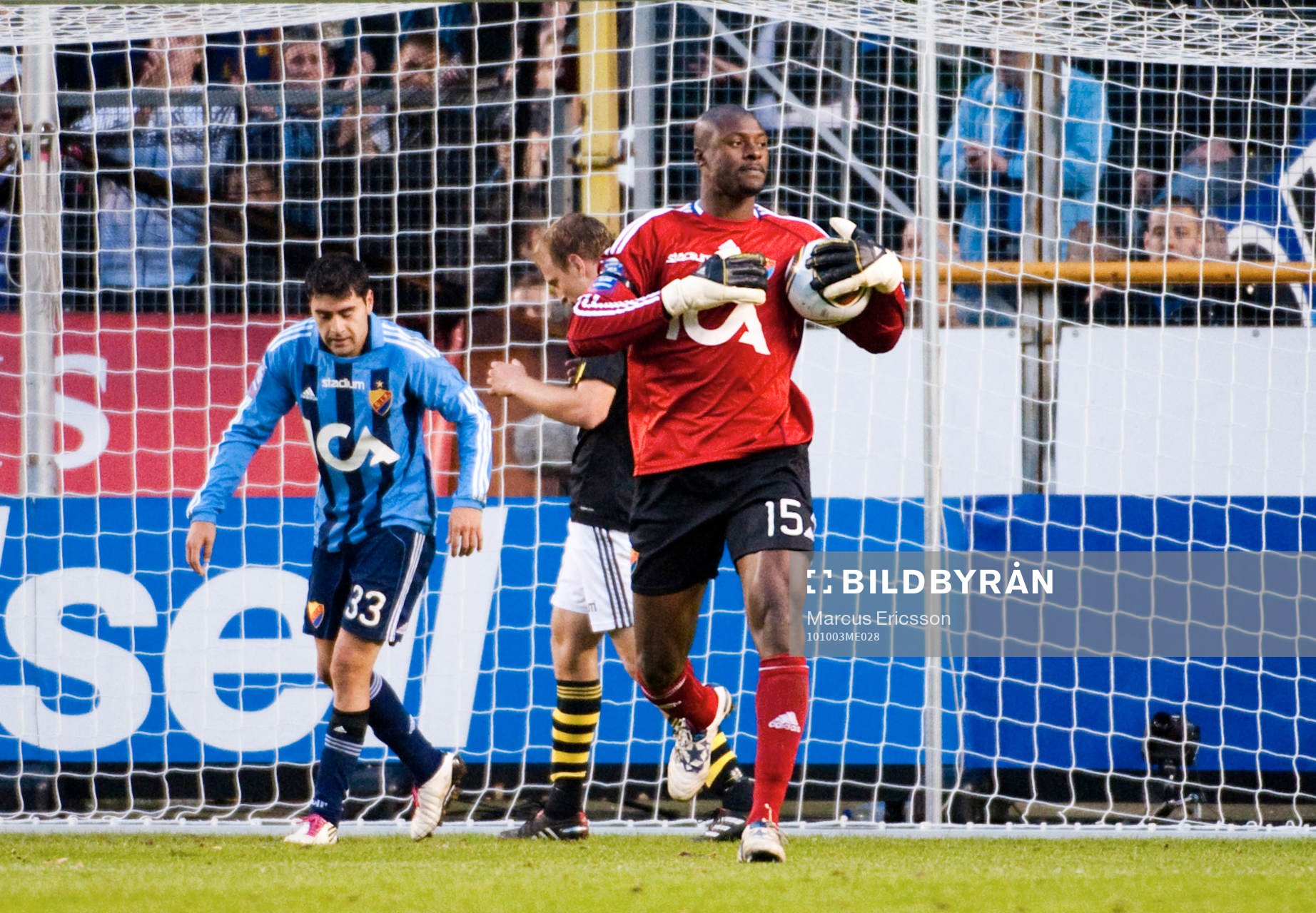 Pa Dembo Touray, målvakt Djurgården