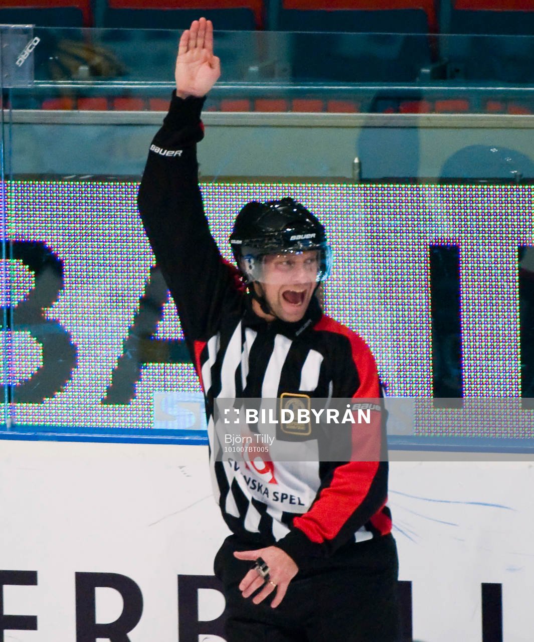 Niclas Johansson, domare