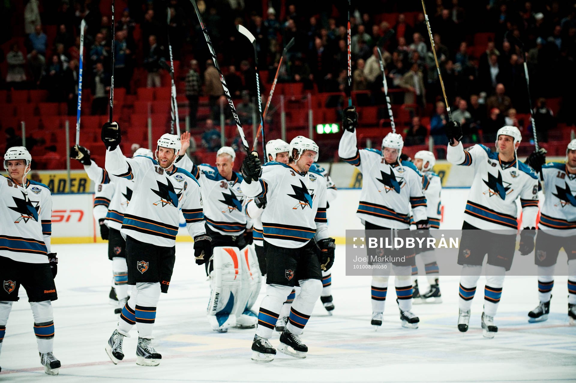 San Jose Sharks-spelarna tackar publiken
