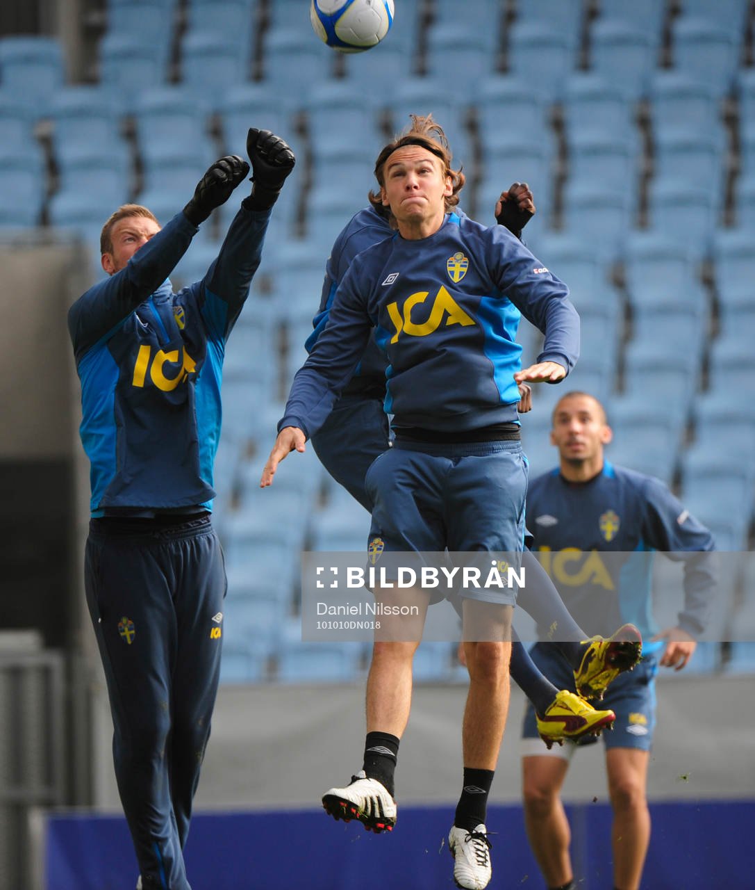 Albin Ekdal och Viktor Noring, målvakt