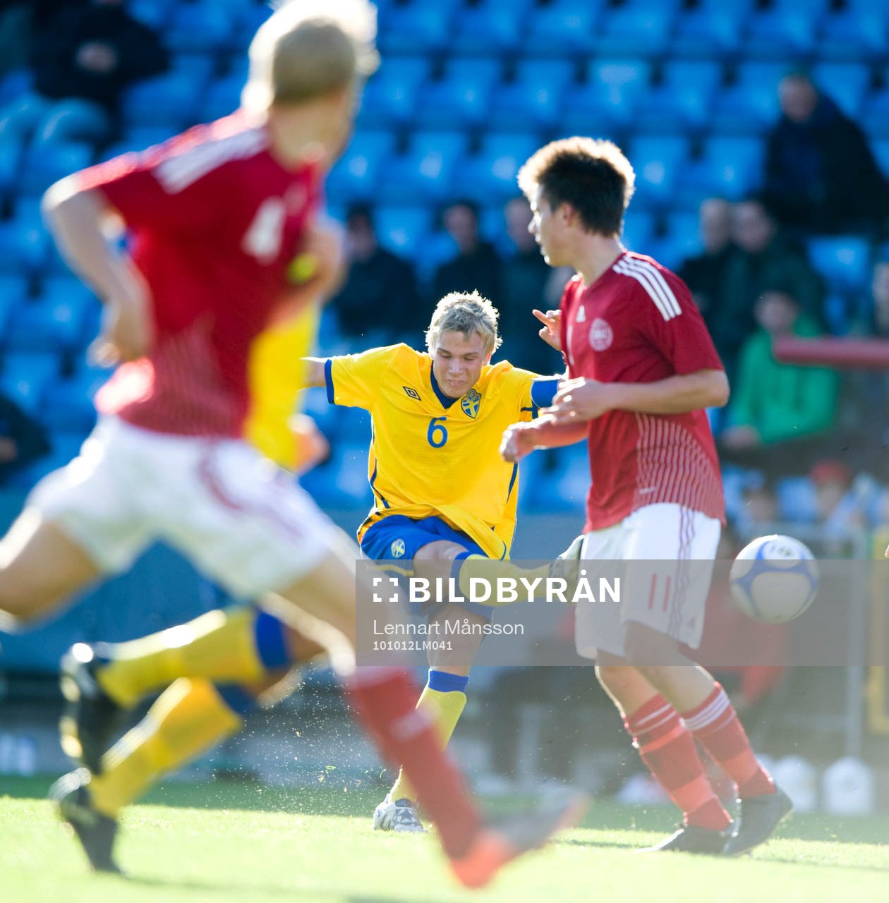 Oscar Lewicki, Sverige