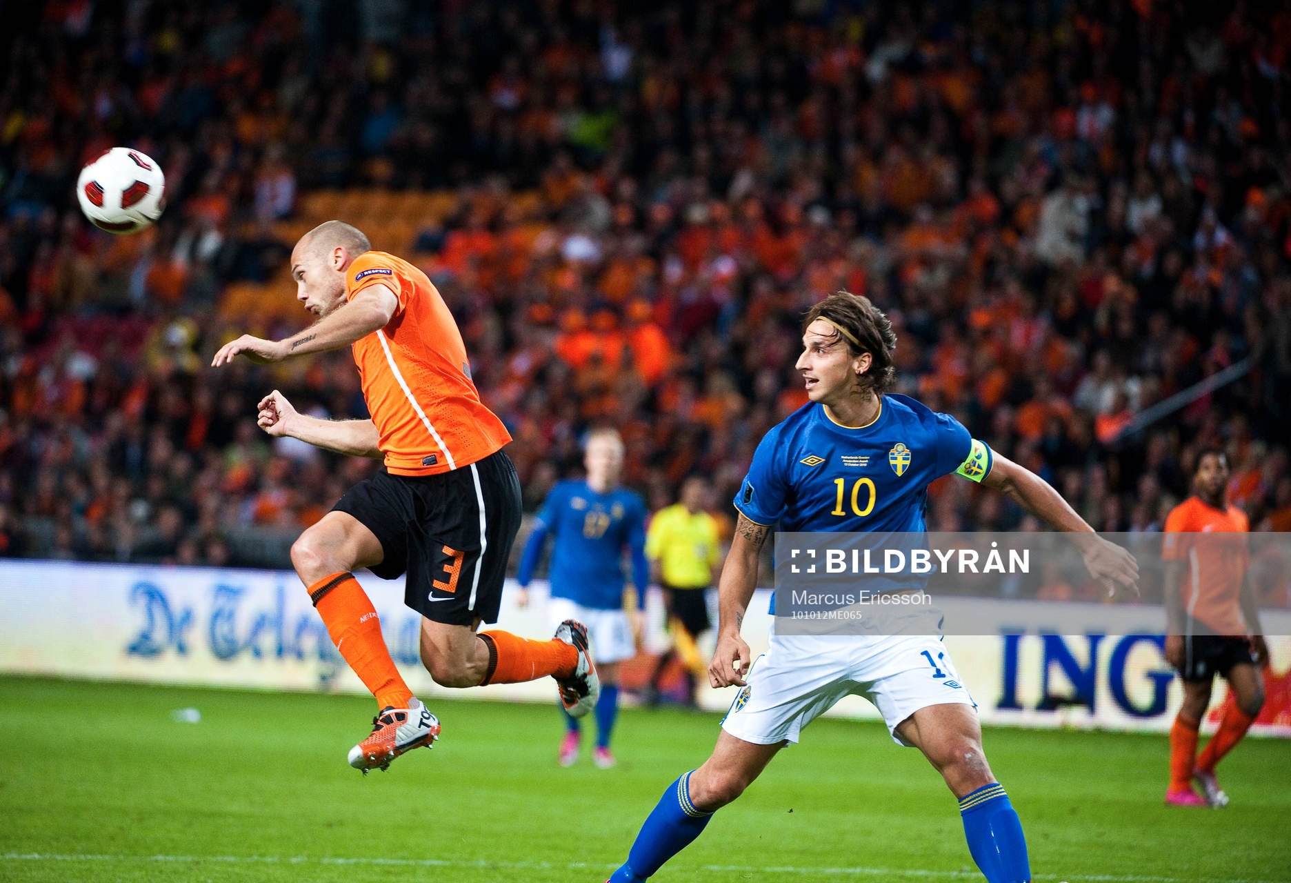 John Hetinga, Holland rensar undan bollen framför Zlatan