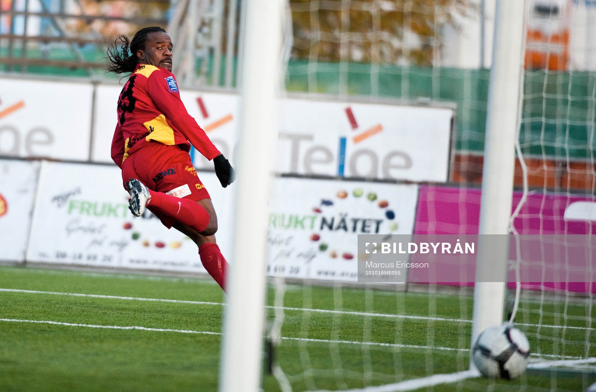 Peter Ijeh, Syrianska sparkar in 1-0