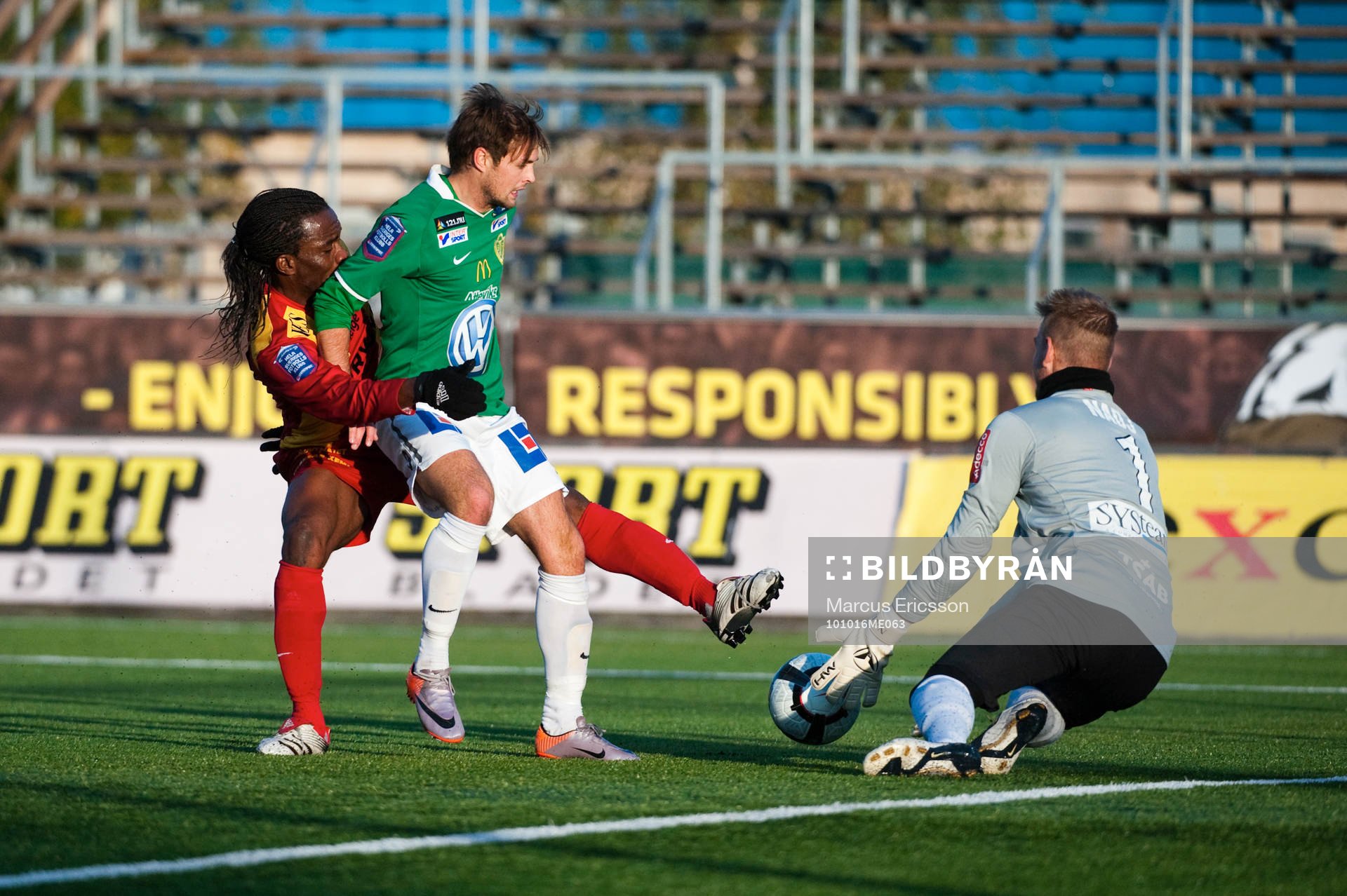 Tom Siwe, Jönköping håller undan Peter Ijeh, Syrianska