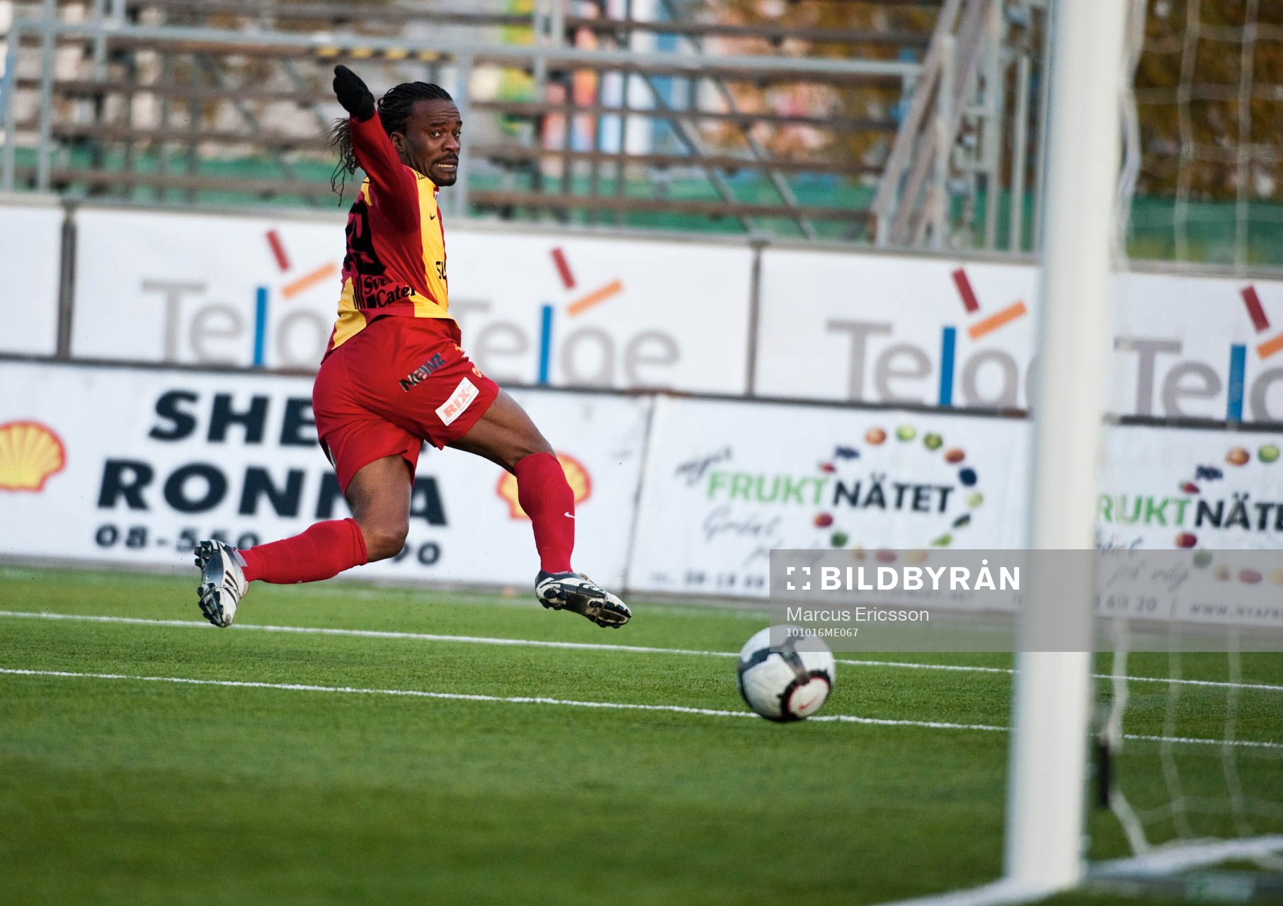 Peter Ijeh, Syrianska sparkar in 1-0