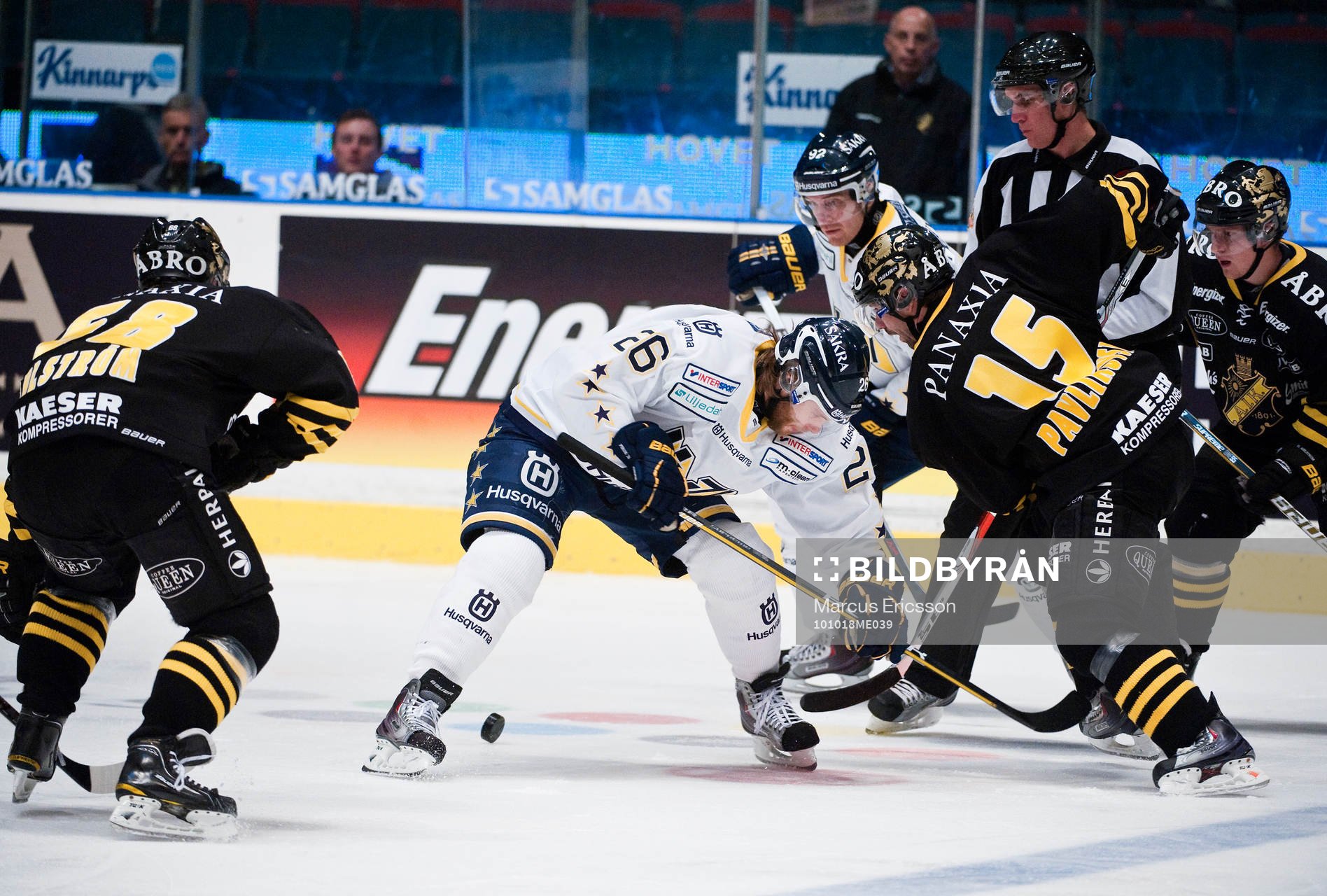 Kamil Piros, HV71 försöker ta kontroll