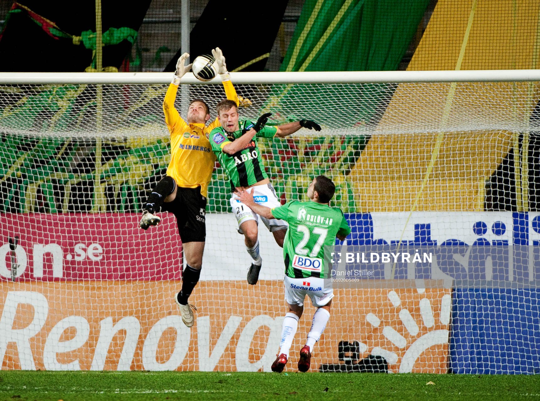 Joel Johansson, GAIS, John Alvbåge, målvakt Örebro