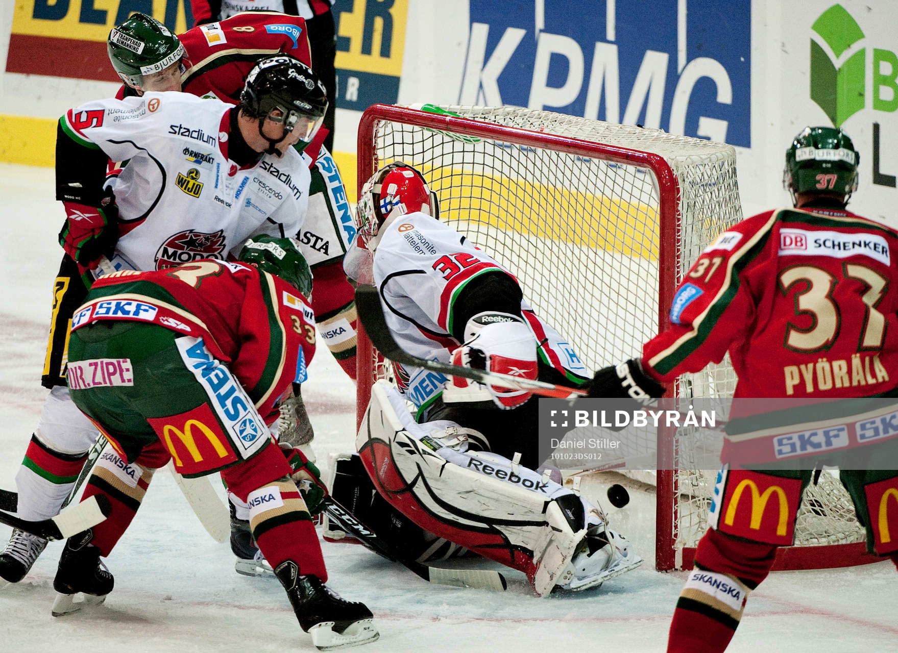 Ville Mäntymaa, Frölunda, gör 1-0