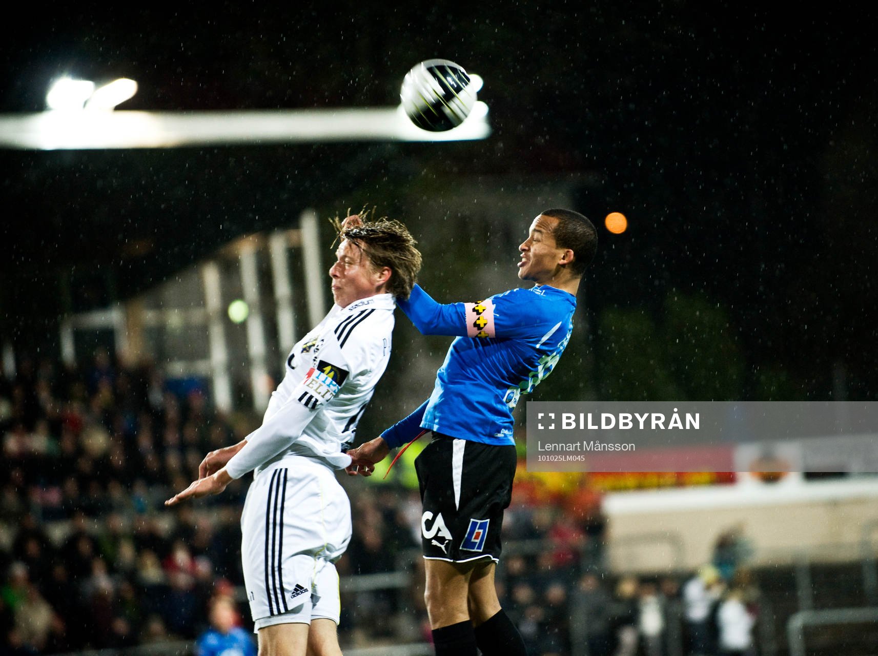 , AIK och Marcus Olsson, Halmstad, nick, nickduell
