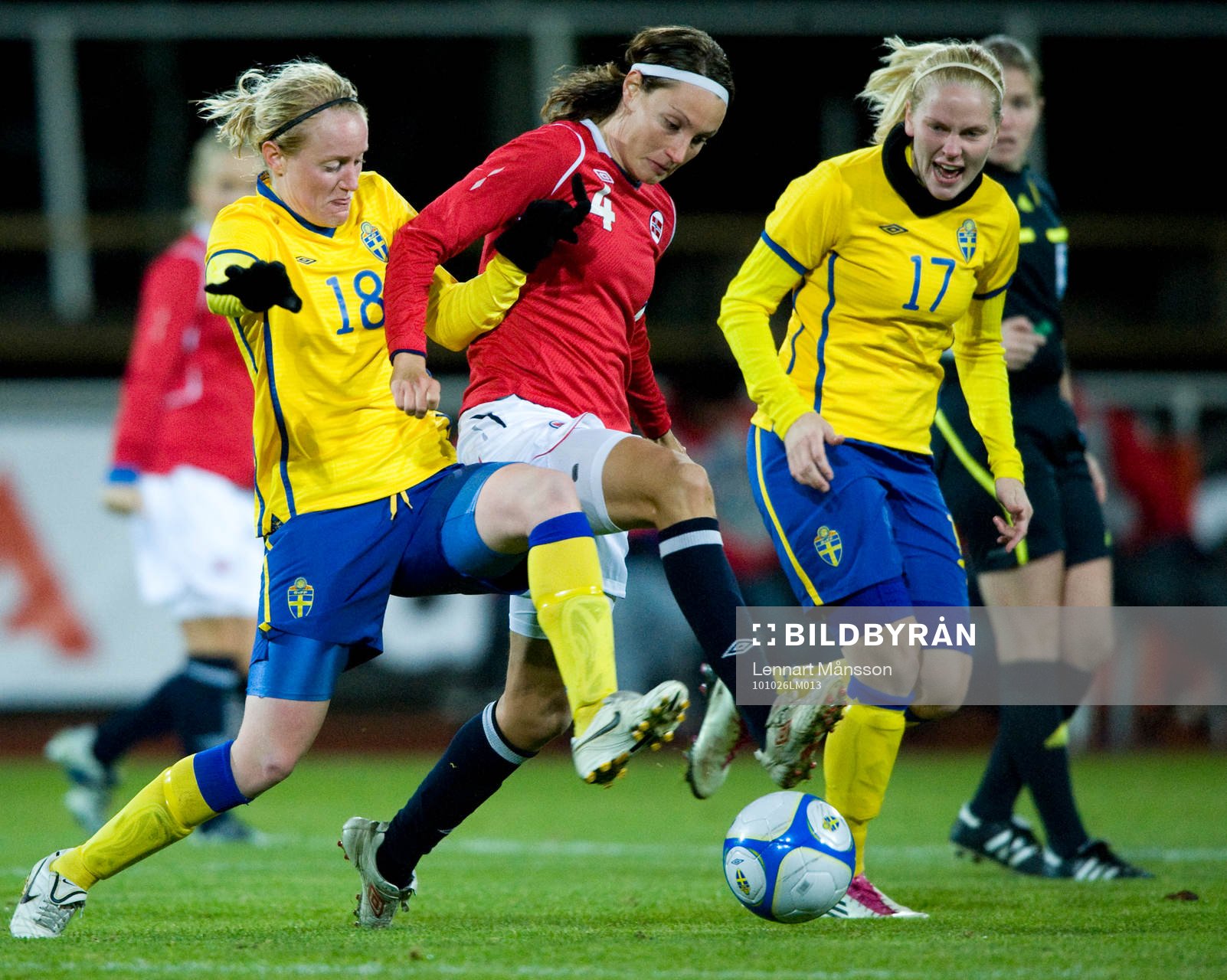 Lisa Dahlkvist och Marie Hammarström, Sverige, mot Ingvild