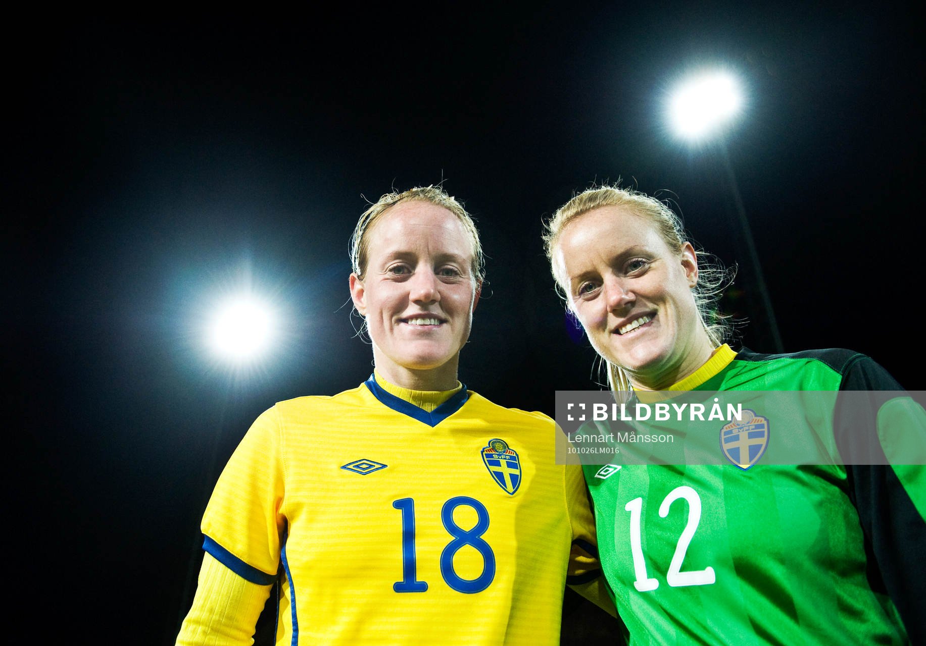 Marie Hammarström och Kristin Hammarström, målvakt.