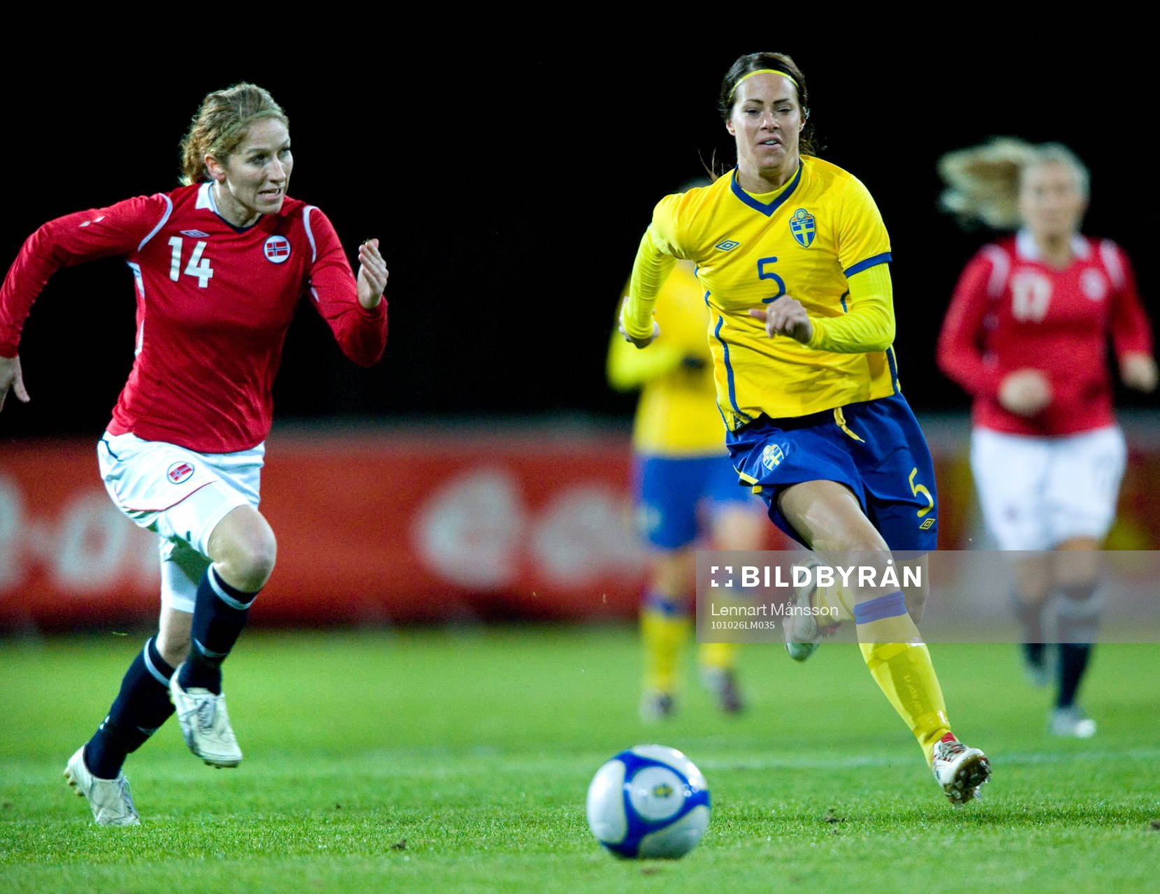 Johanna Almgren, Sverige och Lise Klaveness, Norge
