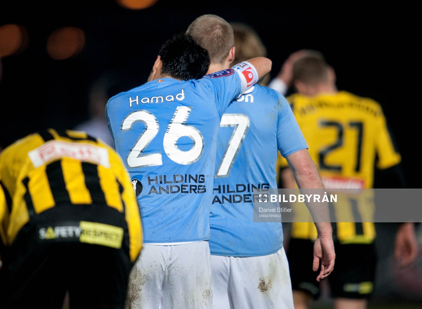 Jiloan Hamad, Malmö, kramar om Daniel Larsson