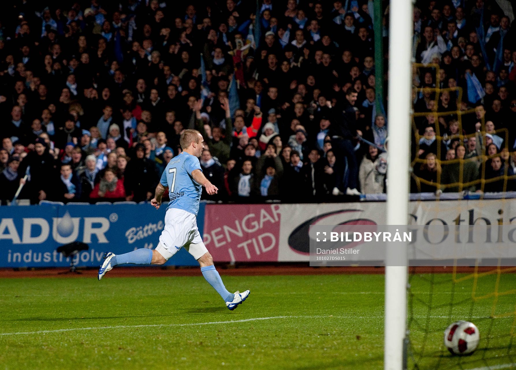 Daniel Larsson, Malmö, gör 0-1, jubel