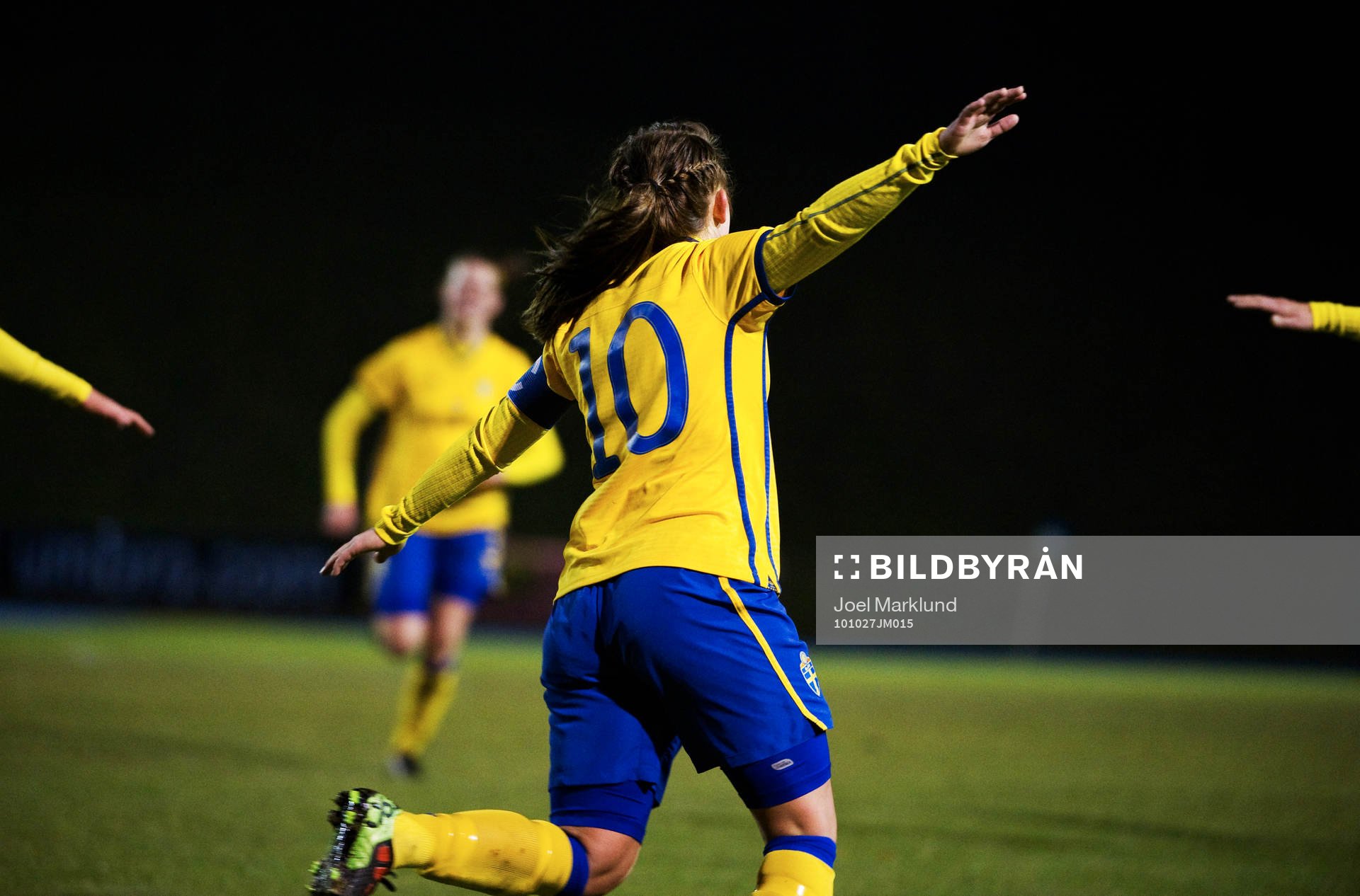 Elin Rubensson, Sverige, jubel