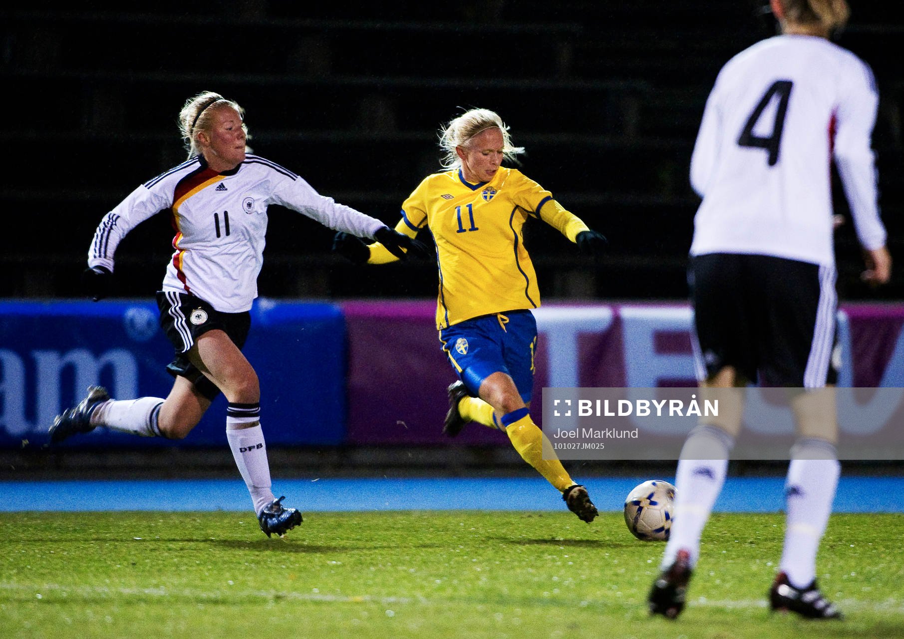 Annika Doppler, Tyskland, jagar Jonna Andersson, Sverige