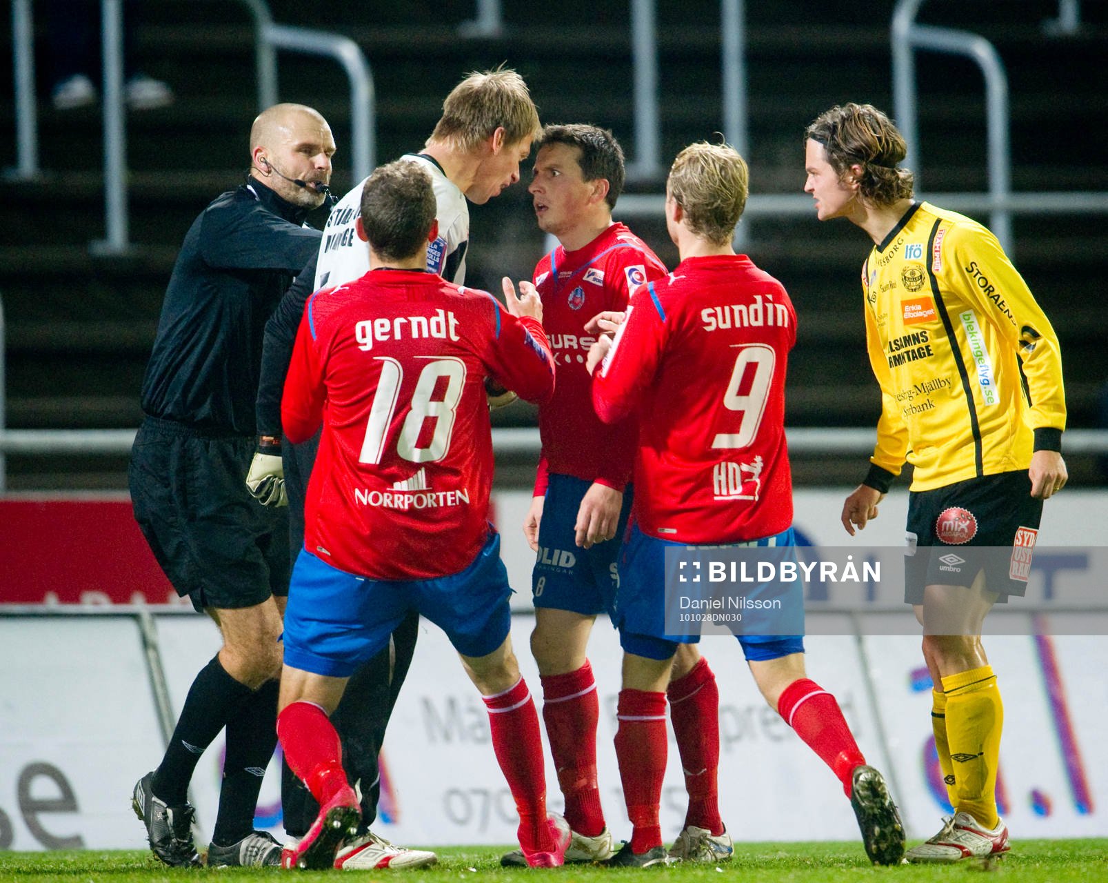 Mattias Asper, målvakt, Mjällby bråkade med Ardian