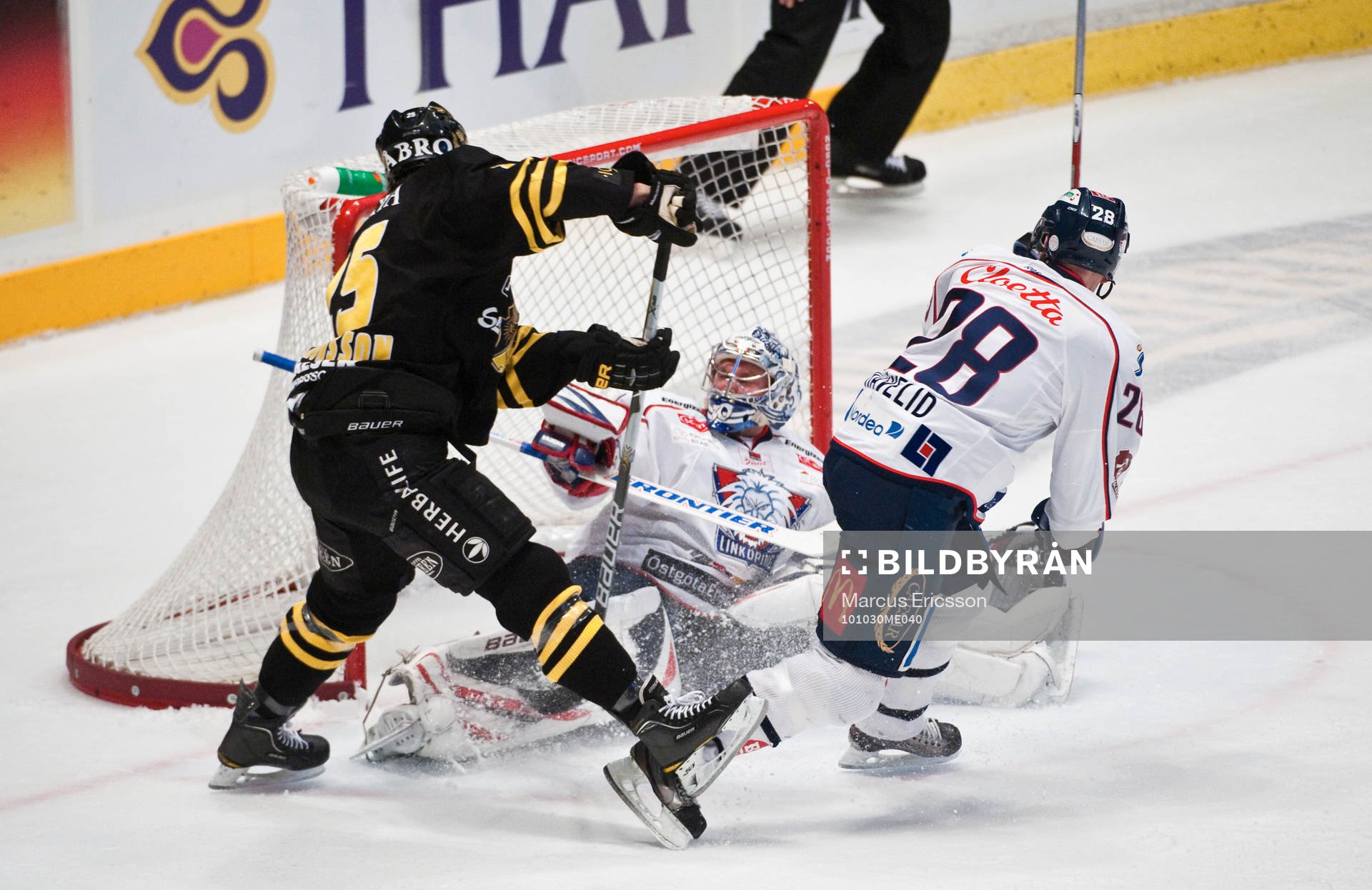 Johannes Salmonsson, AIK pressar på