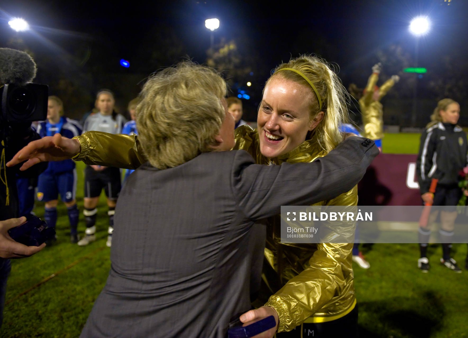  Susanne Erlandsson, Svenska Fotbollförbundet och Marie Hammarström, Örebro.