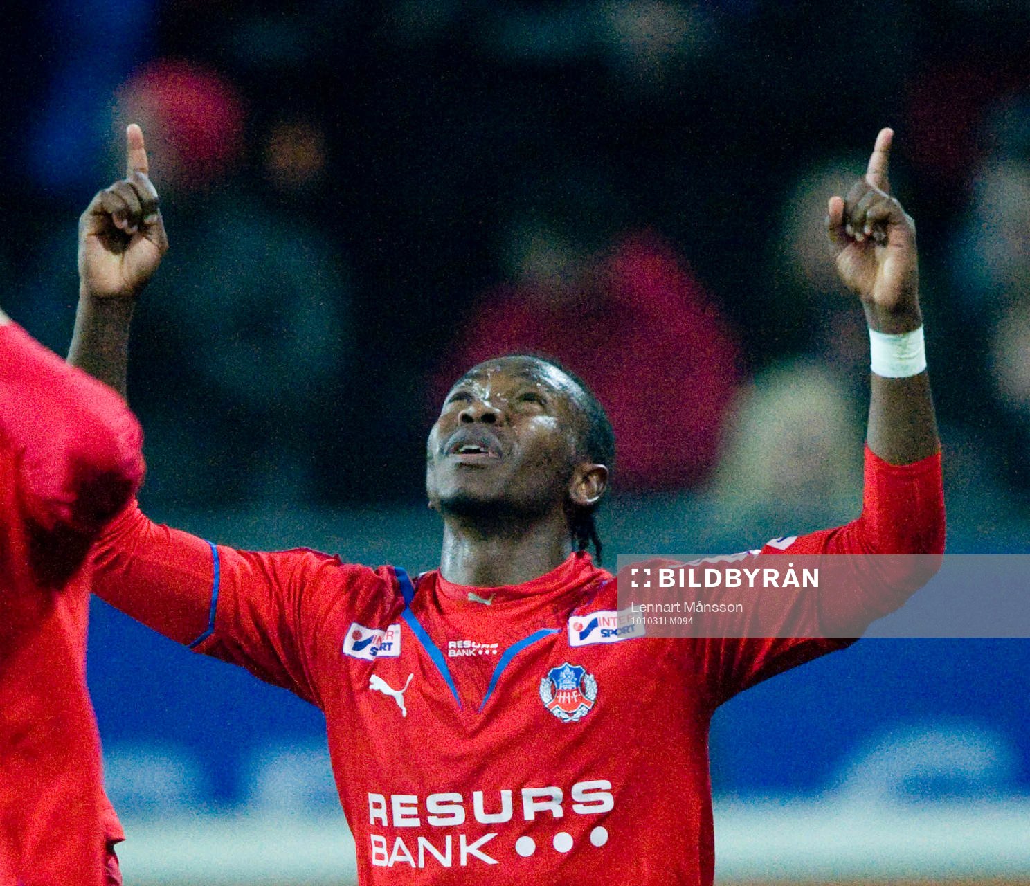 0-2 May Mahlangu, jubel och tackar högre makter