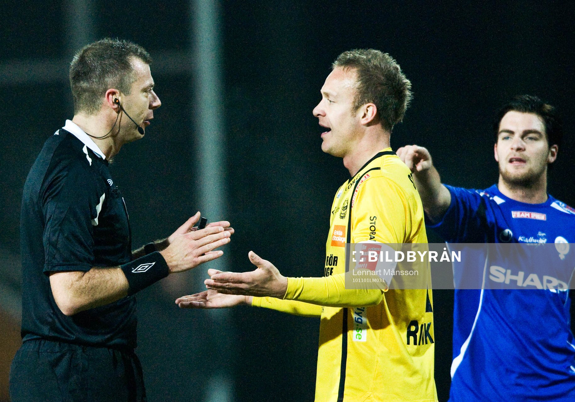 Daniel Stålhammar, domare och Marcus Ekenberg, Mjällby