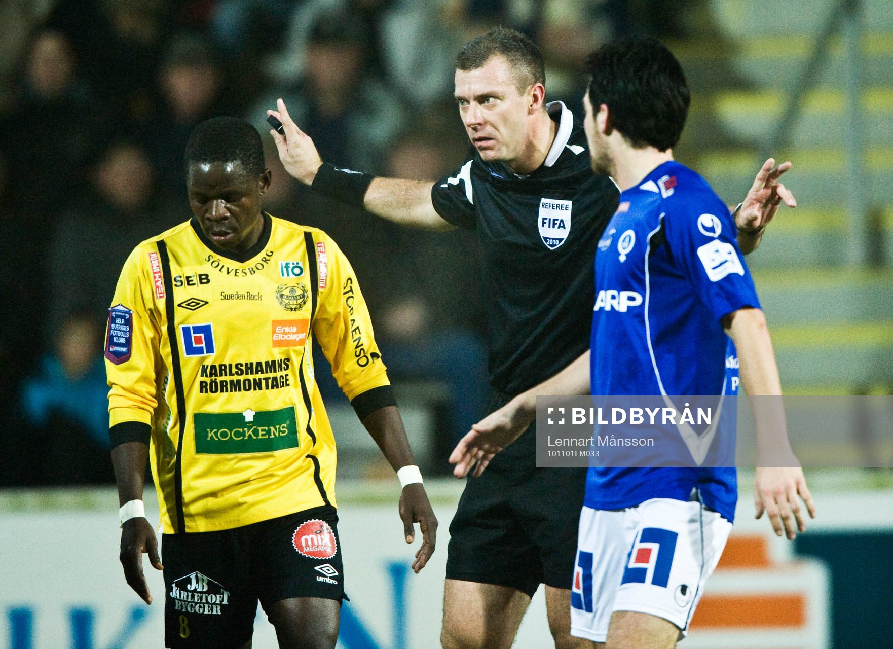Patrick Osiako, Mjällby och Daniel Stålhammar, domare