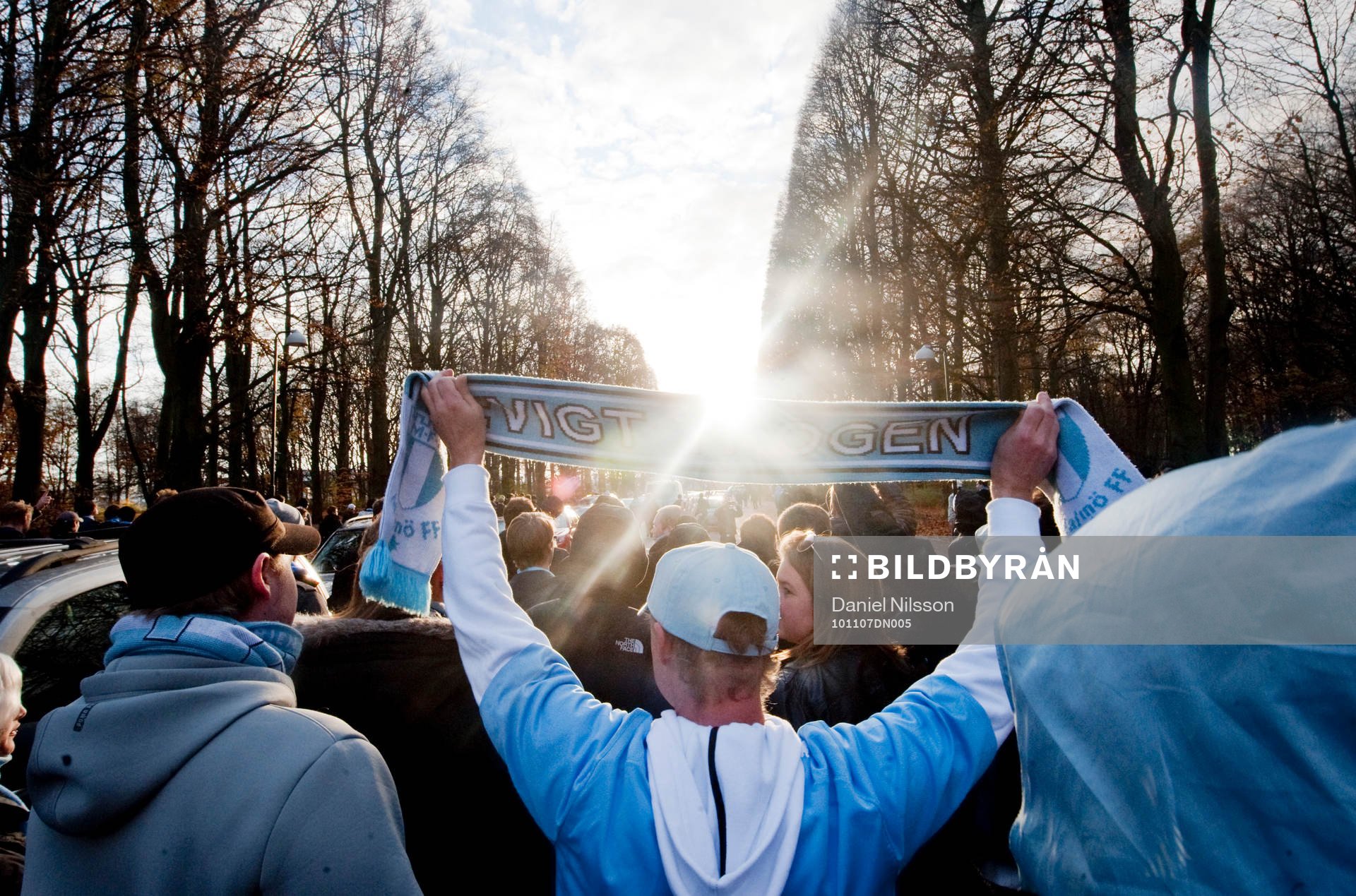 Fotboll, Allsvenskan, Malmö FF supportrar på väg till