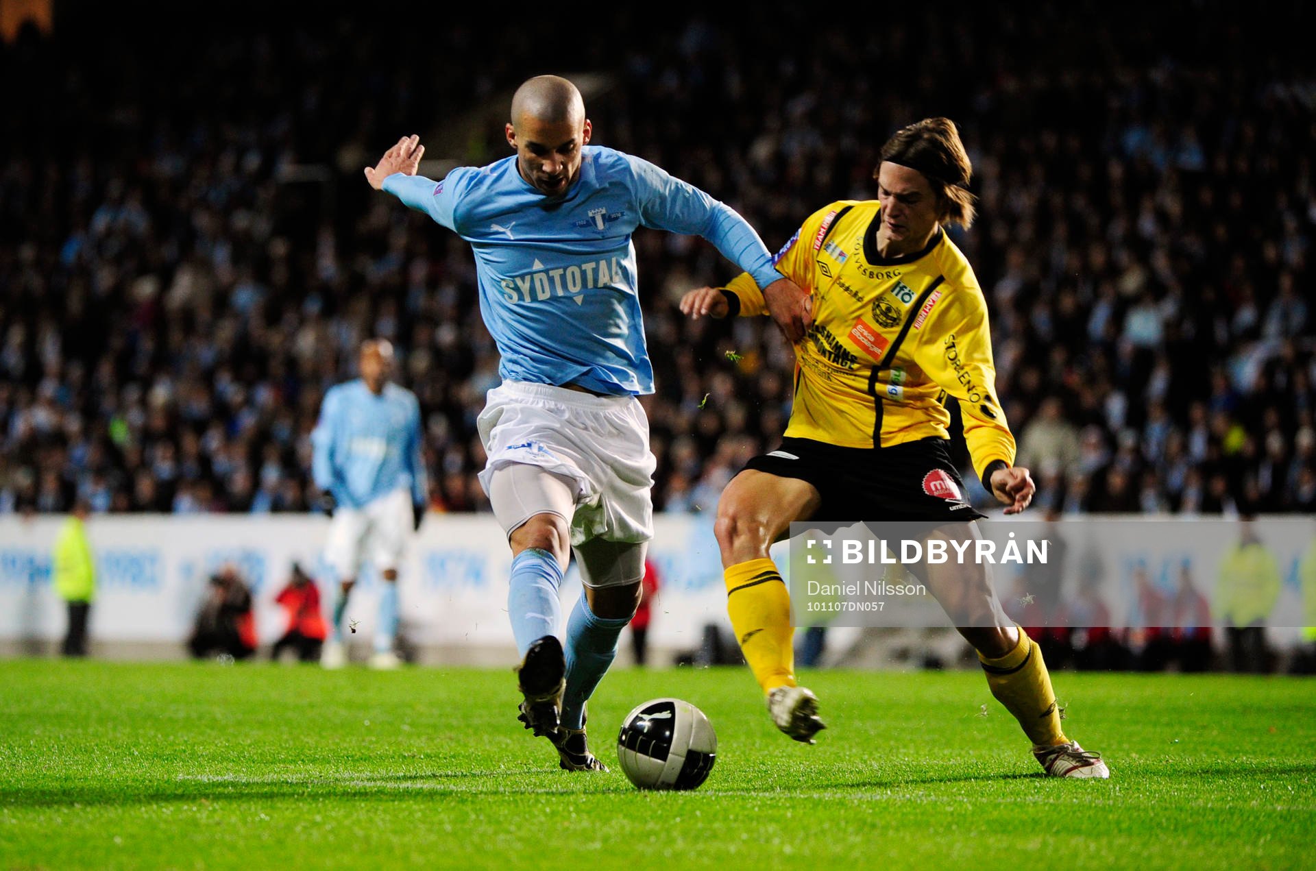 Guillermo Molins, Malmö och William Leandersson, Mjällby
