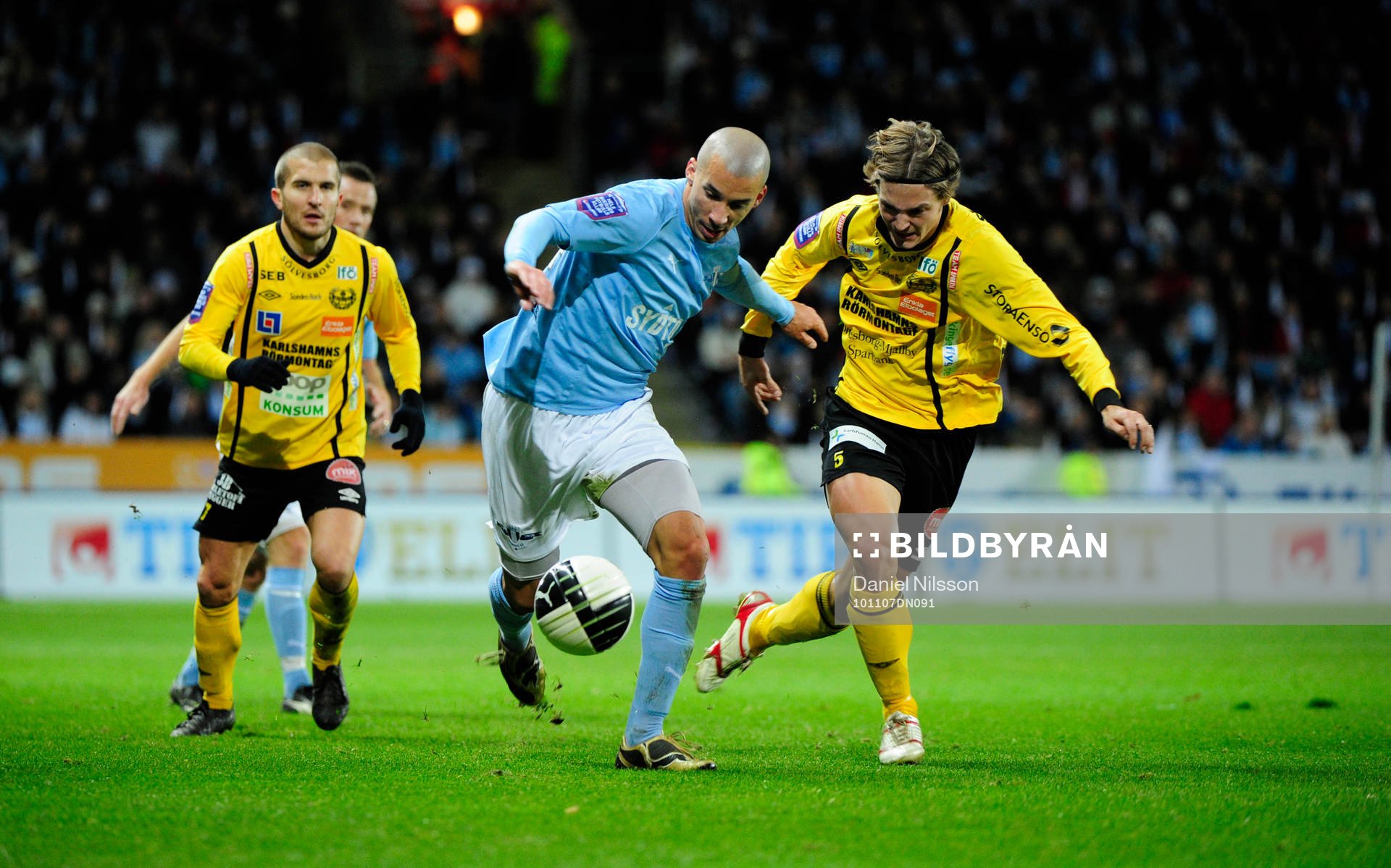 Guillermo Molins, Malmö och William Leandersson, Mjällby