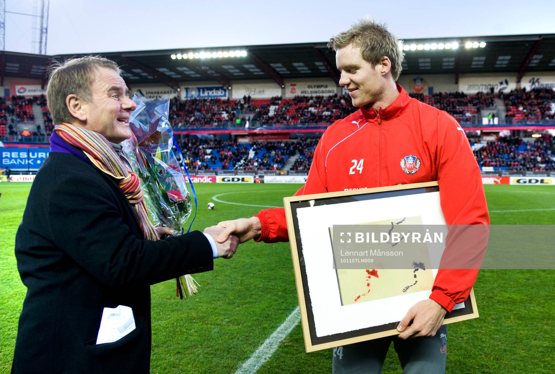Marcus Nilsson, Helsingborg, prisbelönas av Pelle