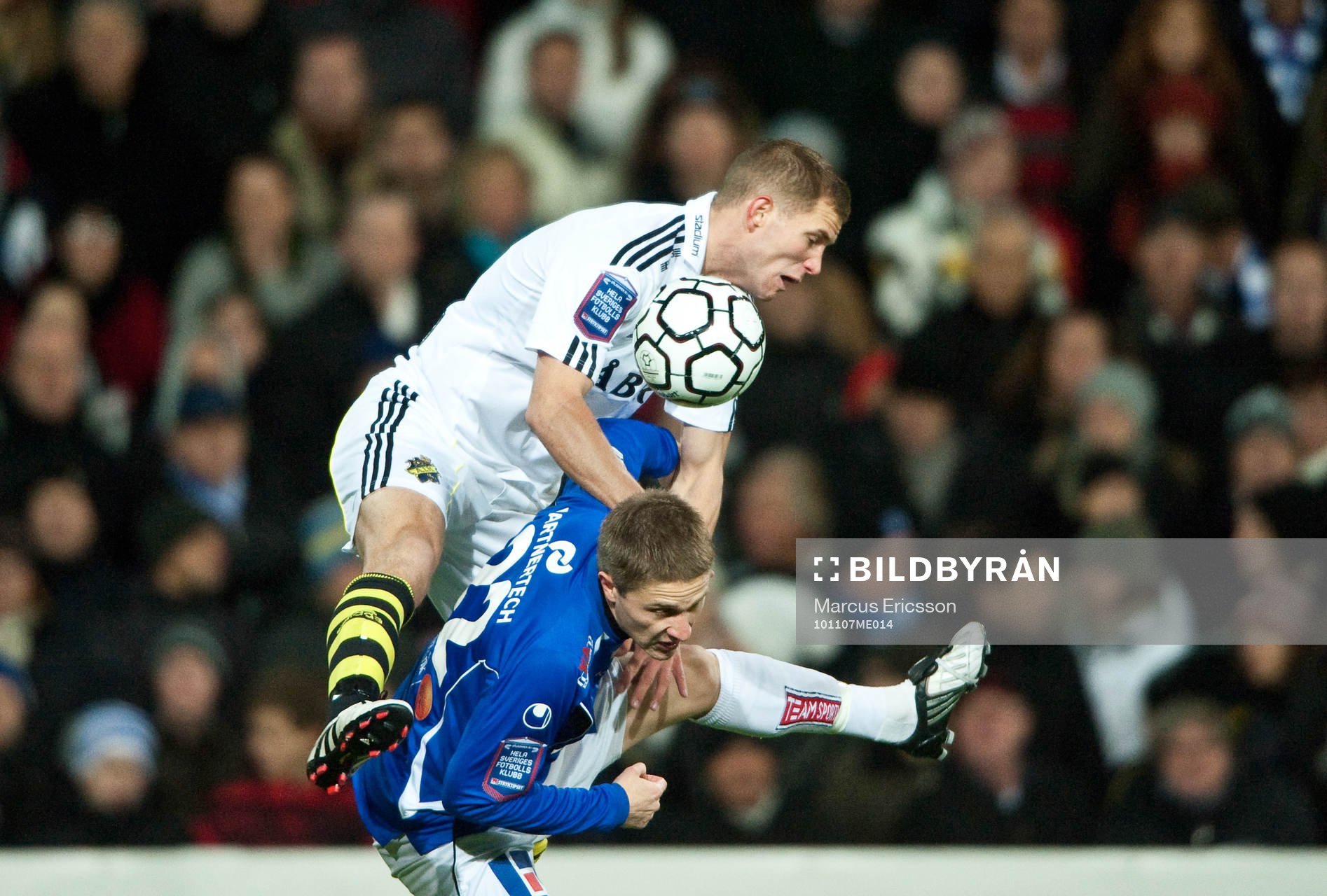 Robert Åhman Persson, AIK och Paulus Roiha, Åtvidaberg