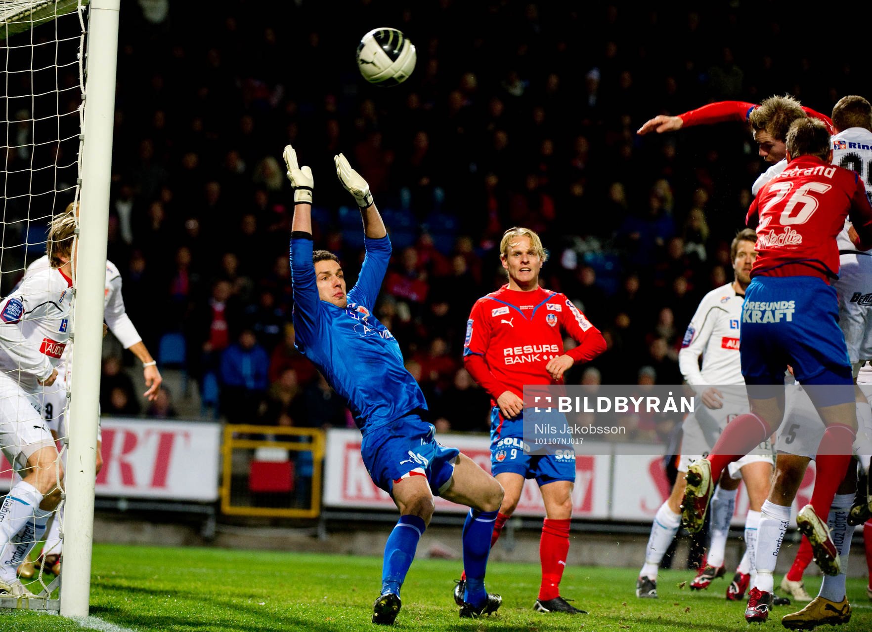 Joel Ekstrand, Helsingborg nickar över i bra läge, Etrit