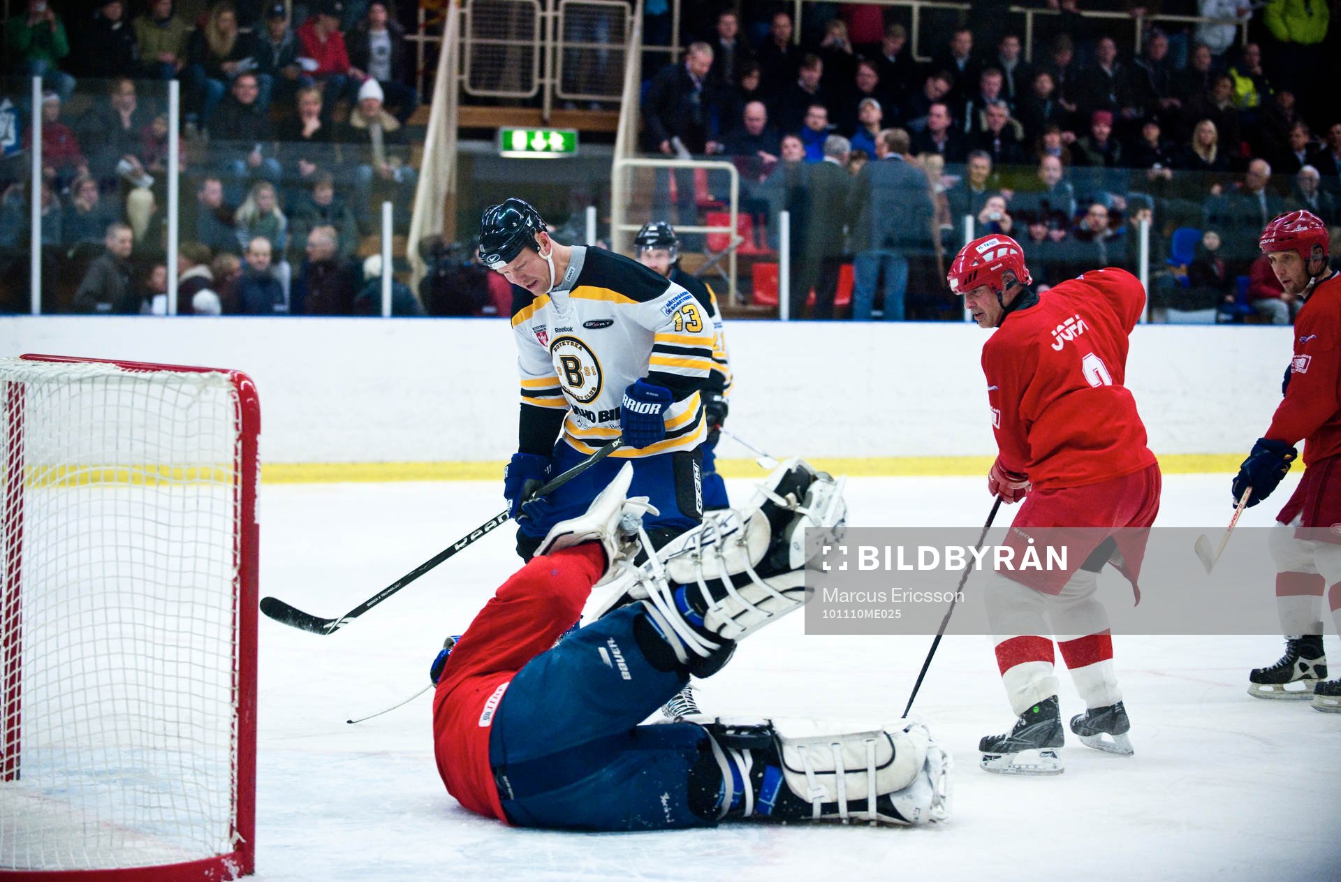 Ishockey,  Sven Tumba Johansson hedras med en liten match