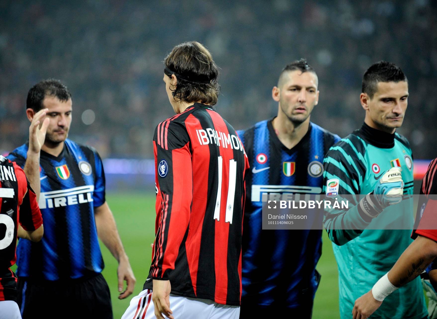 Zlatan Ibrahimovic, Milan hälsar på sina gamla