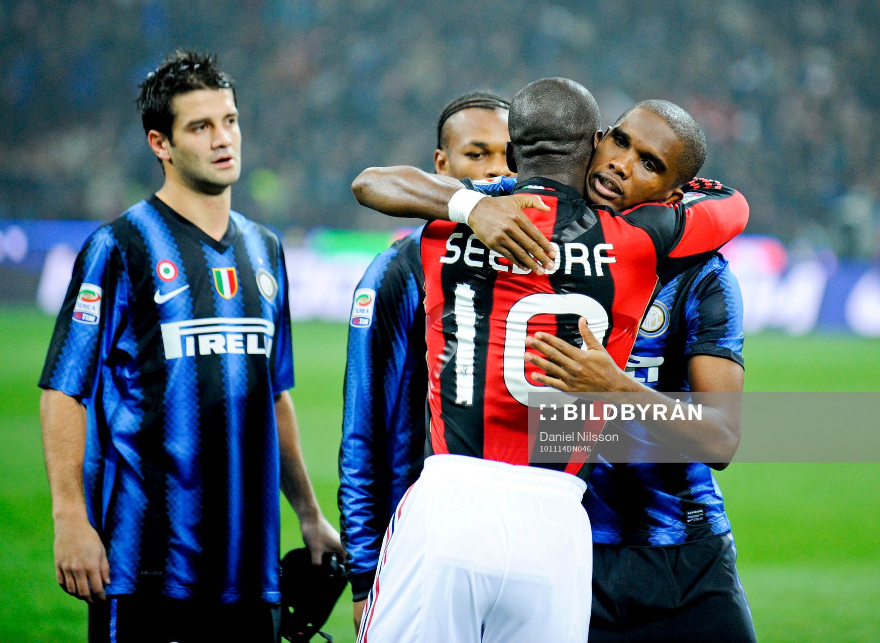 Clarence Seedorf, Milan och Samuel Etoó, Inter