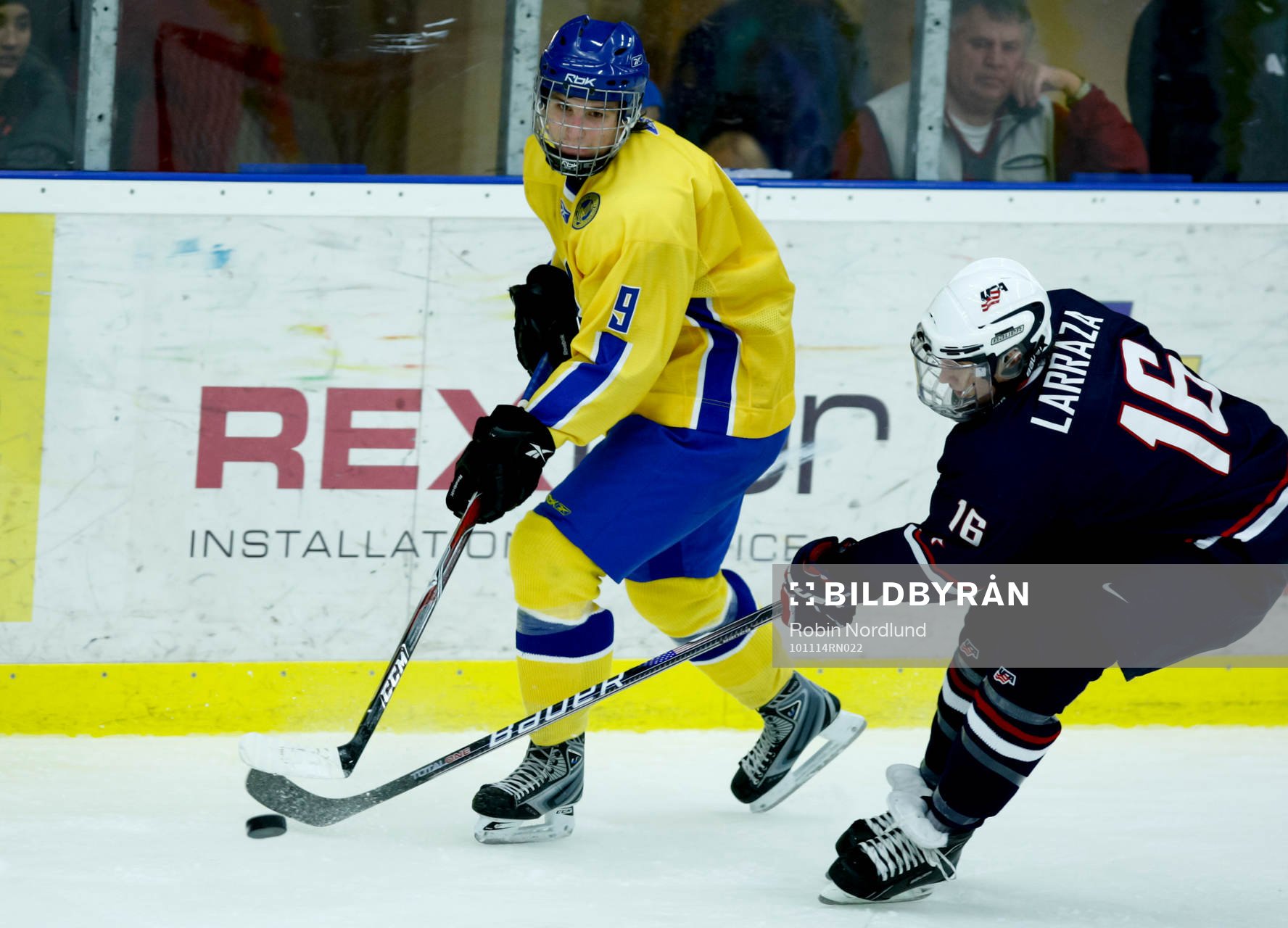 Mikael Vikstrand, Sverige mot Zac Larraza, USA