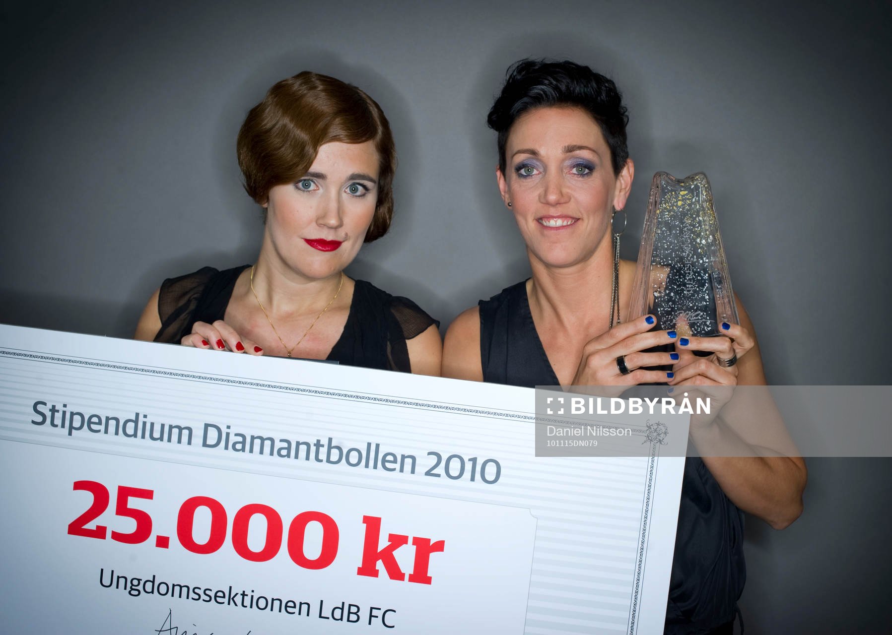 Diamantbollen till Therese Sjögran med prisutdelare Anja