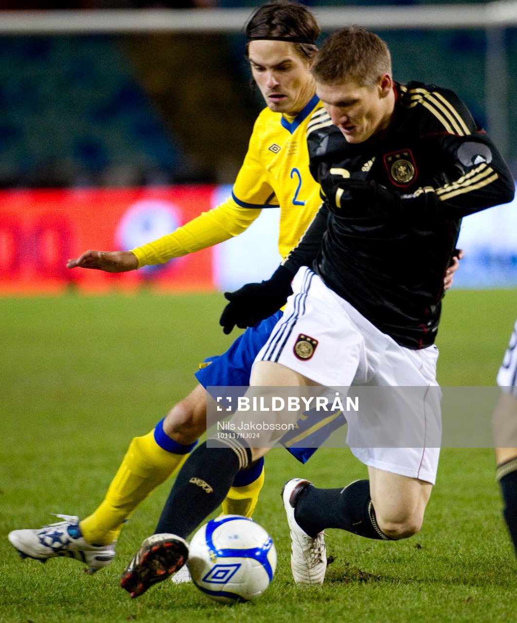 Mikael Lustig, Sverige, Bastian Schweinsteiger, Tyskland